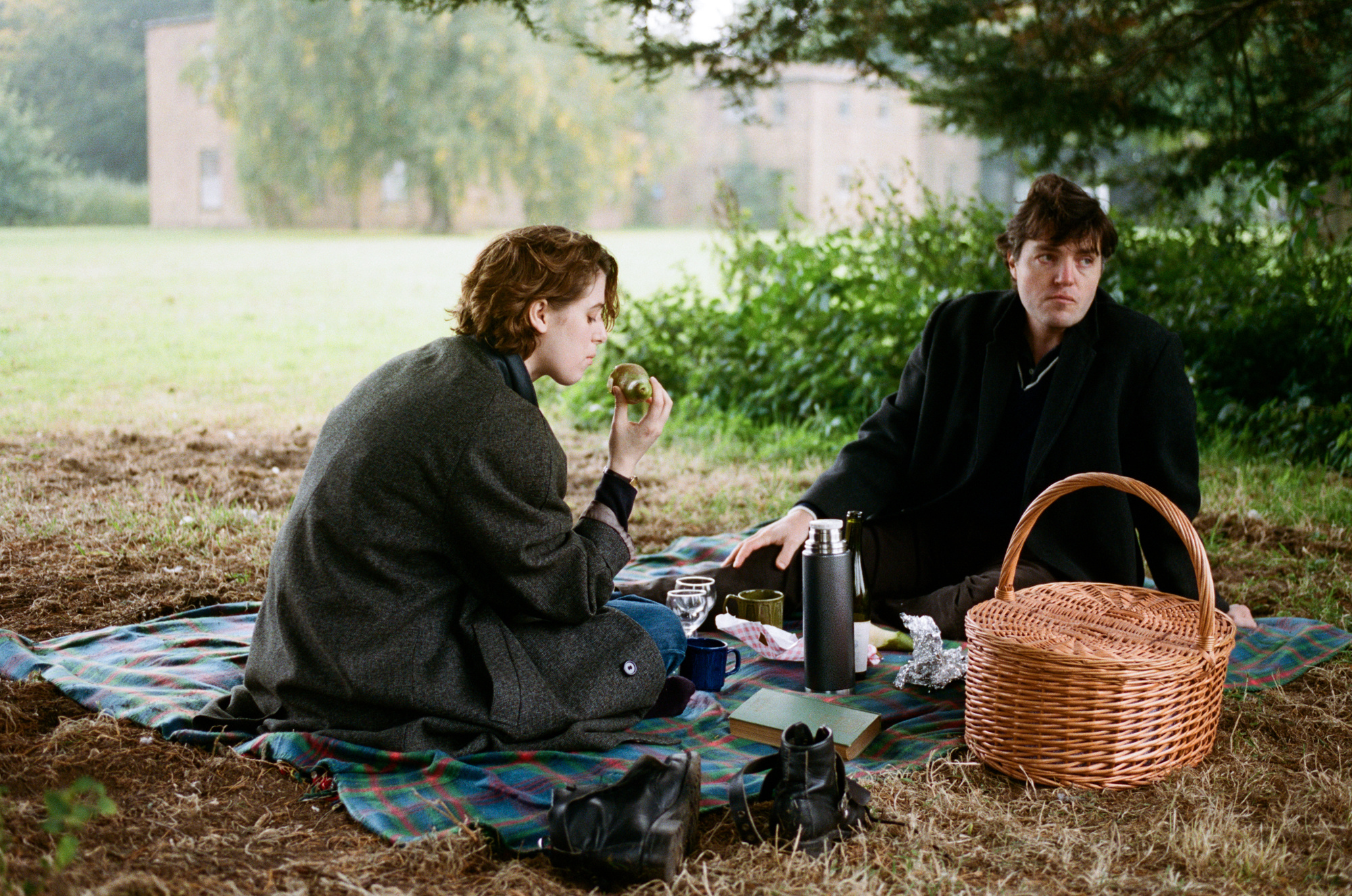 The Souvenir: Part II, Riveting tale, Gaslighting abuse, Compassionate story, 2000x1330 HD Desktop