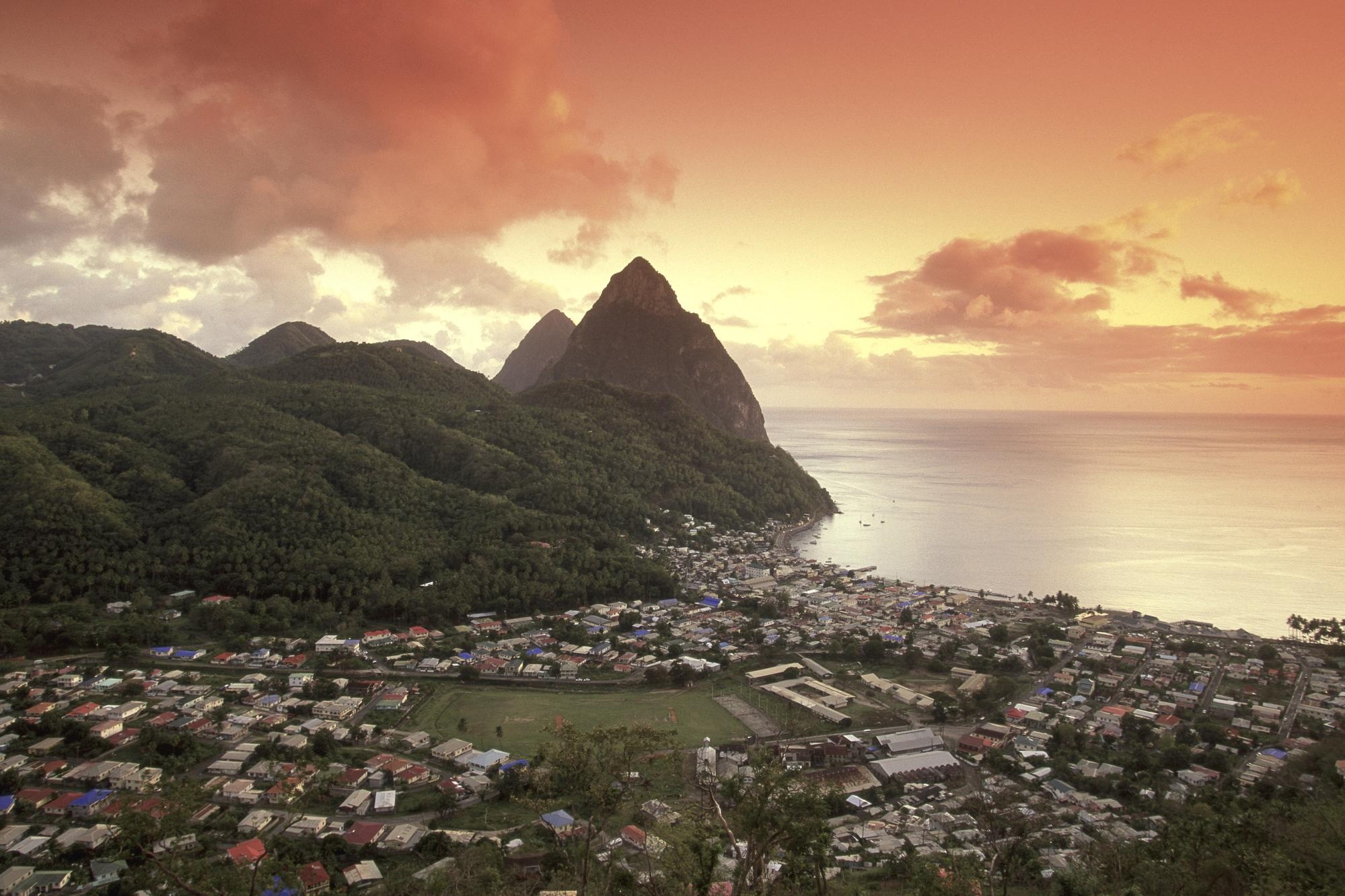 Castries, Saint Lucia, Beautiful wallpapers, 2000x1340 HD Desktop
