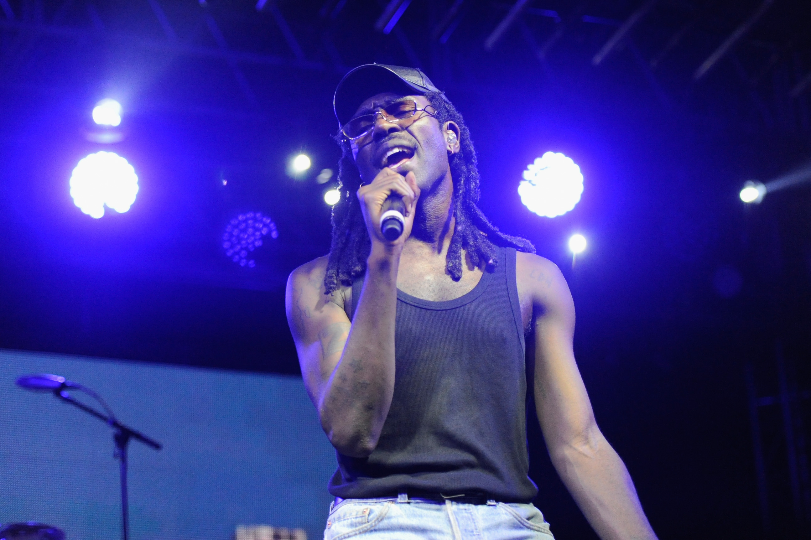 Dev Hynes, Blood Orange, Angels Pulse Mixtape, 2590x1730 HD Desktop