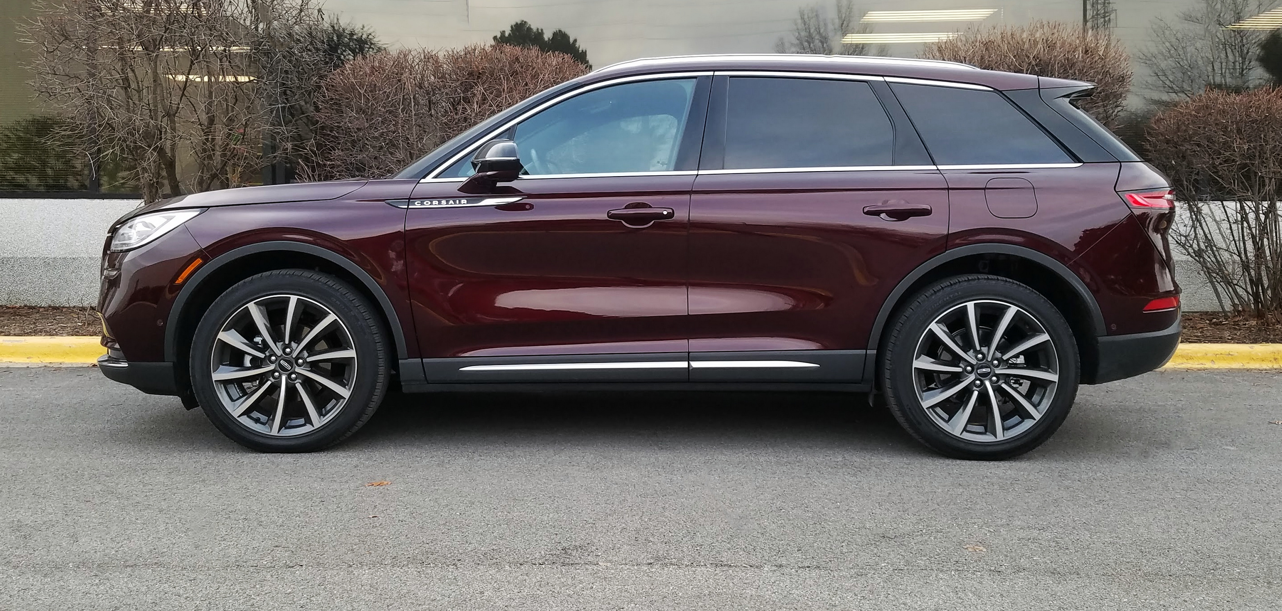 Lincoln Corsair, Premium SUV, Test drive, Consumer guide, 2610x1250 Dual Screen Desktop