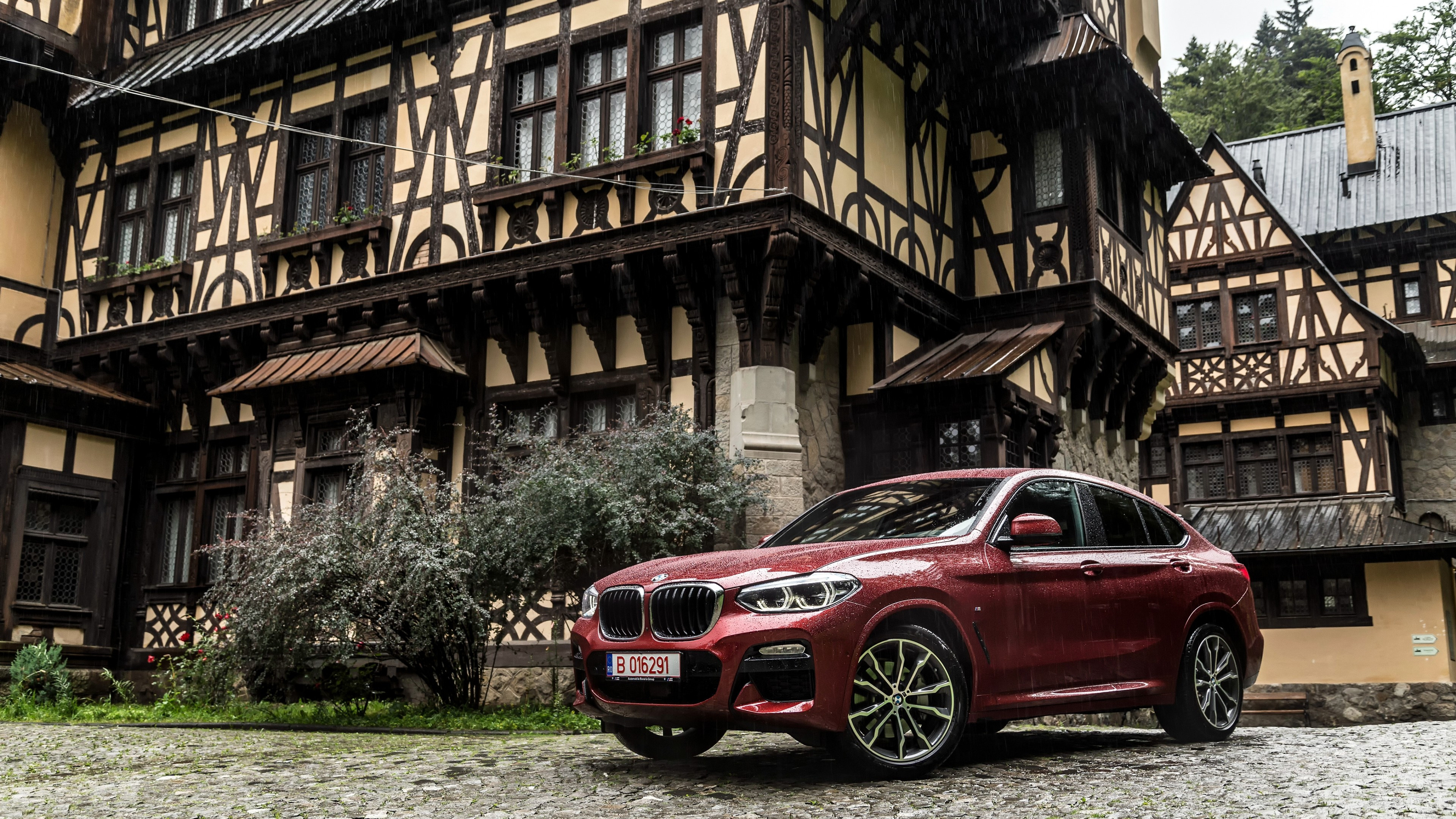 BMW X4, Luxury cars, UHD TV, Extravagant living, 3840x2160 4K Desktop