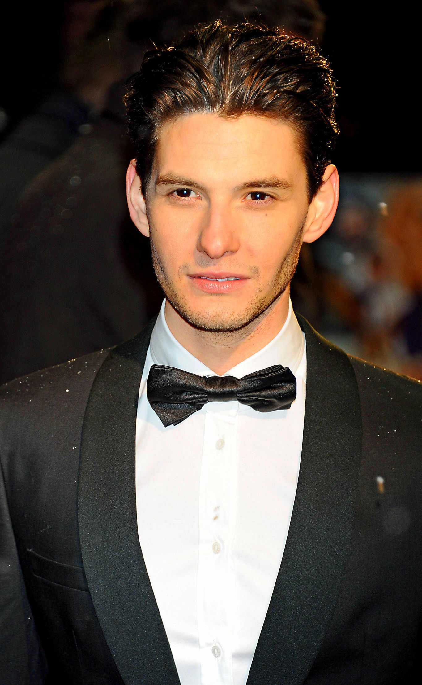 Ben Barnes, Wallpapers, Maximumwallhd, 1370x2220 HD Phone