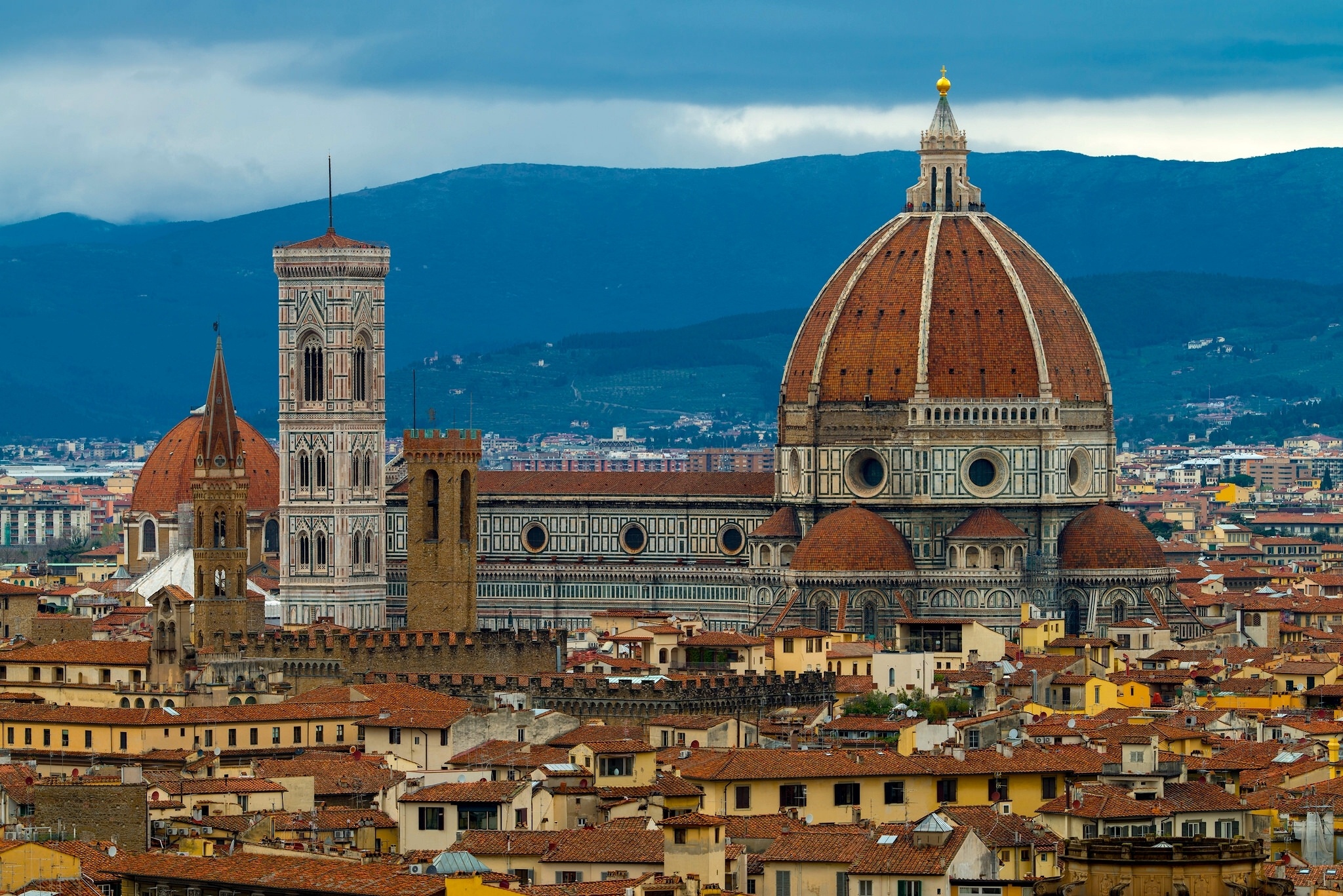 Cattedrale di Santa Maria del Fiore, High-definition wallpaper, Iconic landmark, Italian heritage, 2050x1370 HD Desktop