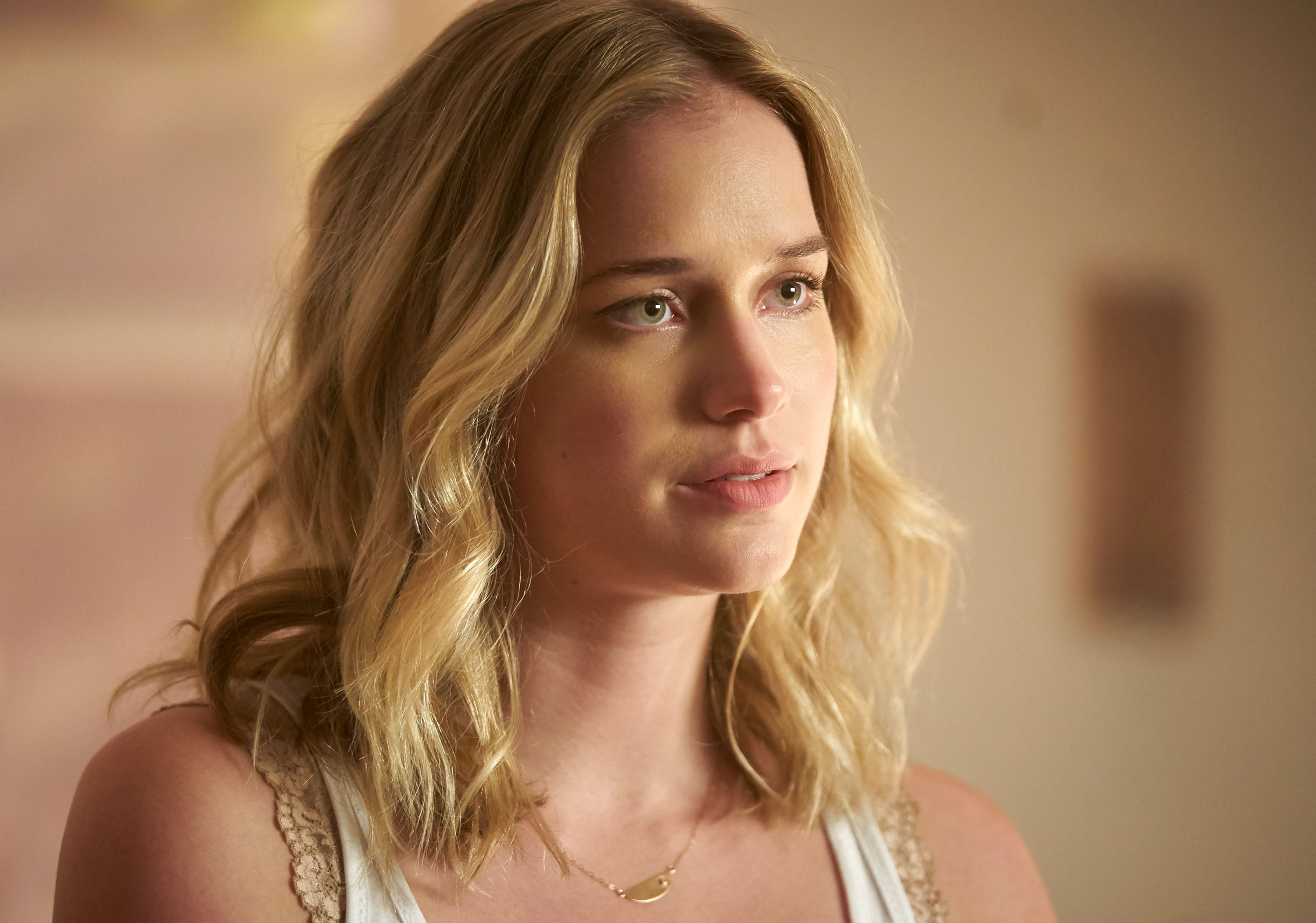 Elizabeth Dean Lail wallpapers, Samantha Thompson, 3000x2110 HD Desktop