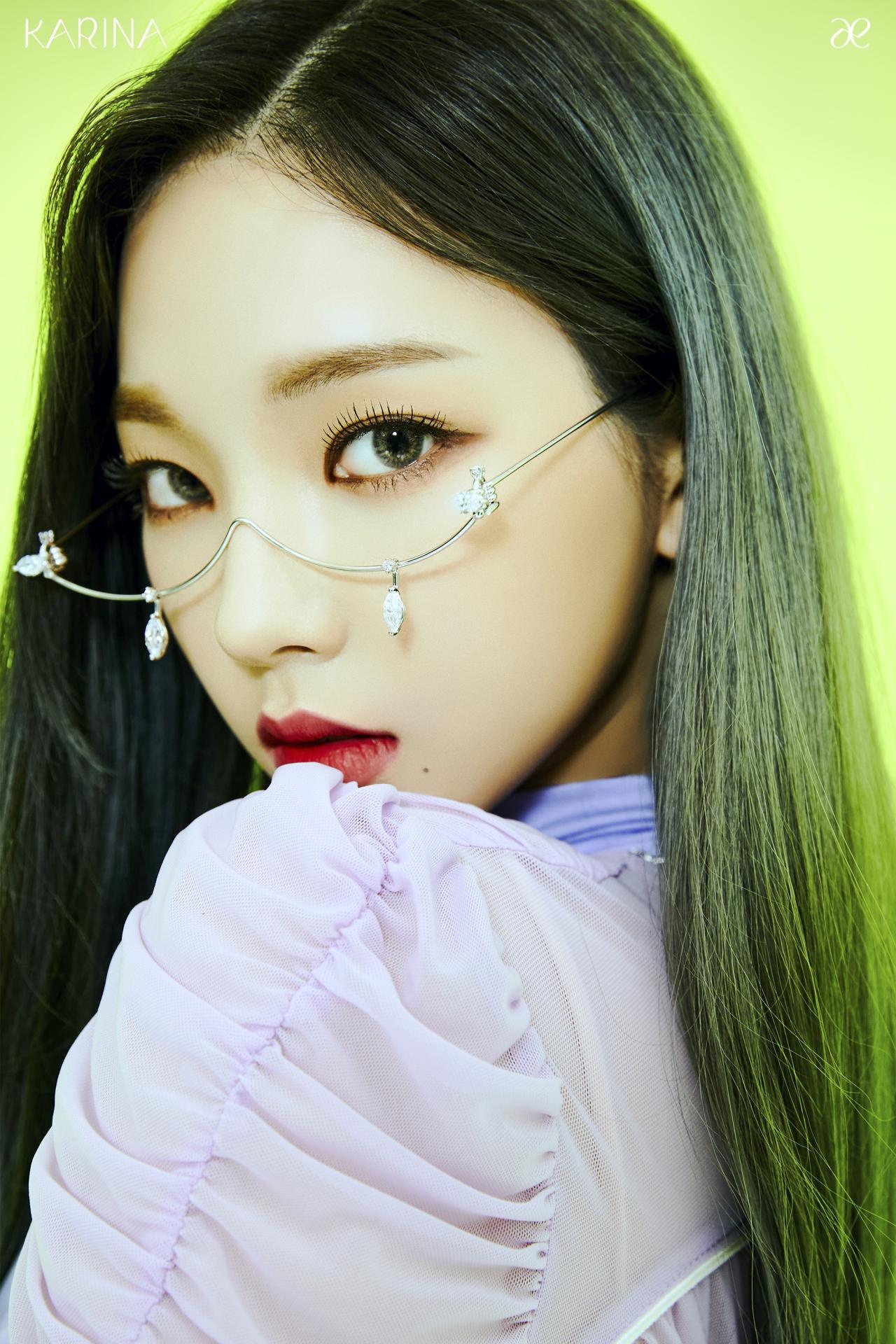 Aespa, K-pop group, Karina Yoo Ji Min wallpaper, 1280x1920 HD Phone