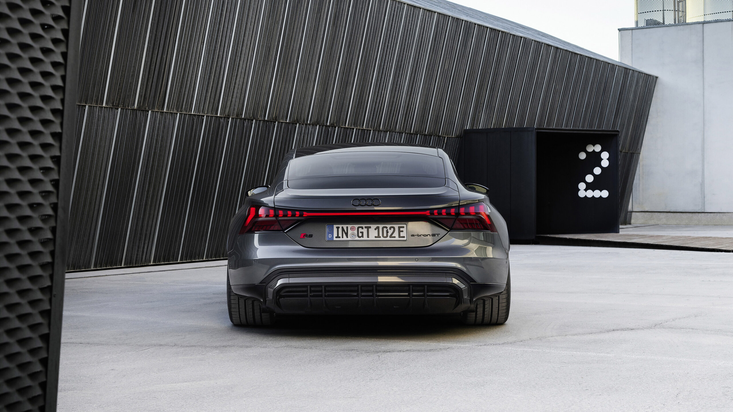2022 RS Version, Audi E-Tron Wallpaper, 2560x1440 HD Desktop