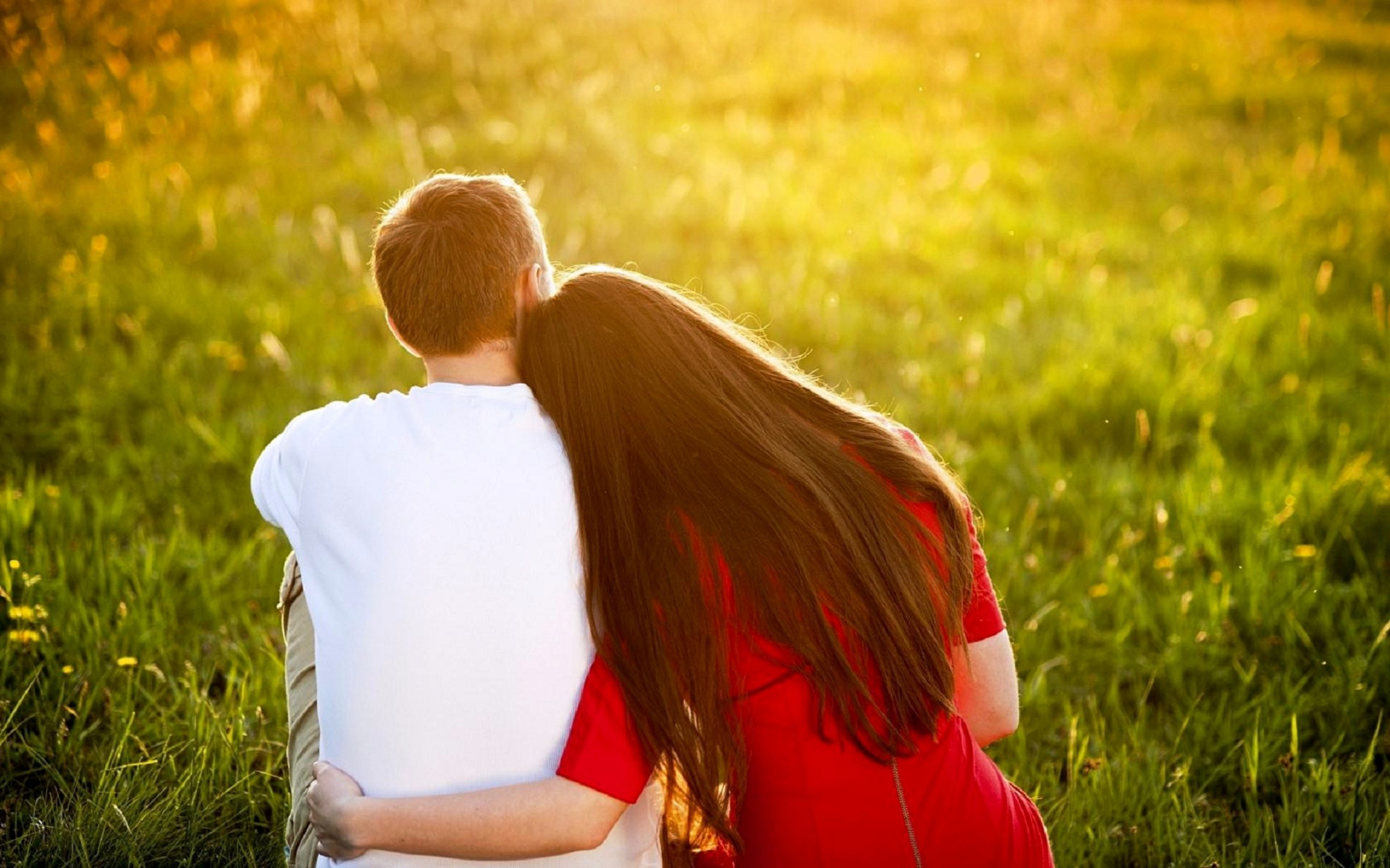 Hug, Love Couples Wallpaper, 3460x2160 HD Desktop