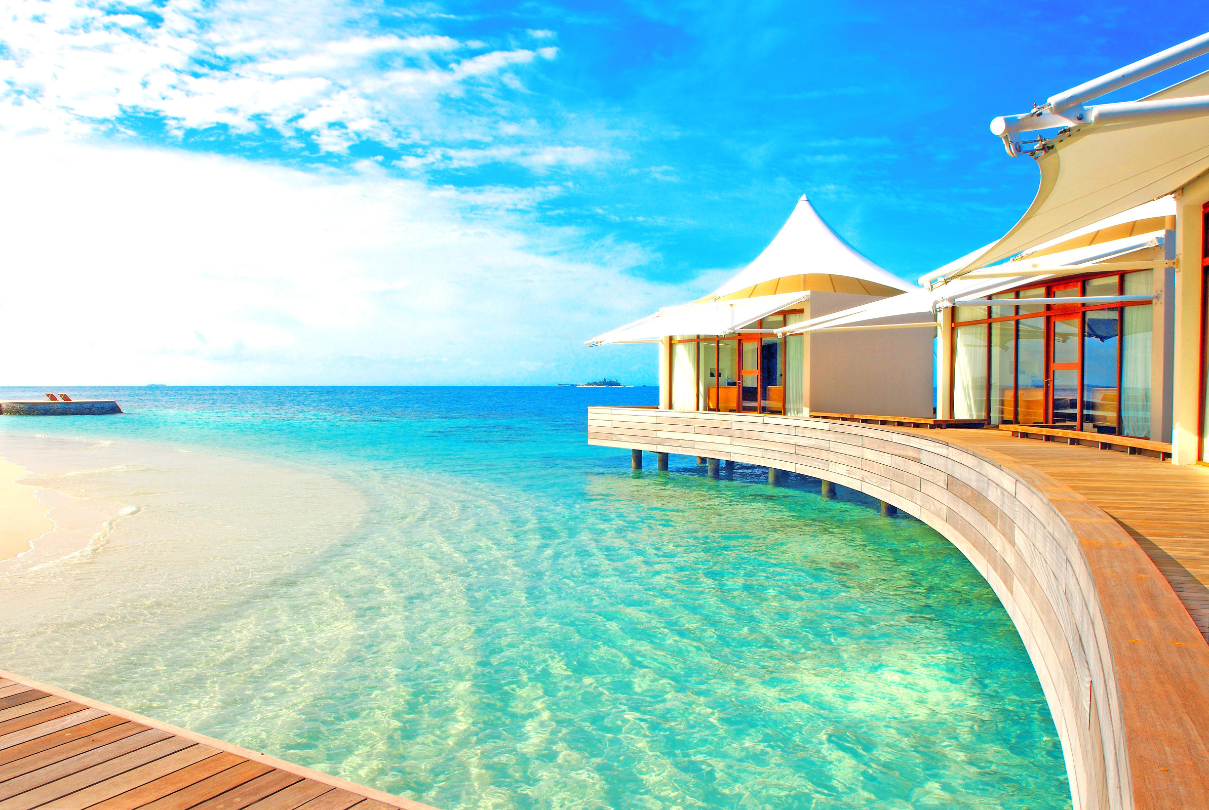 Travelling to bungalows, Luxury tropical, Ocean pool, Man-made perfection, 2390x1600 HD Desktop