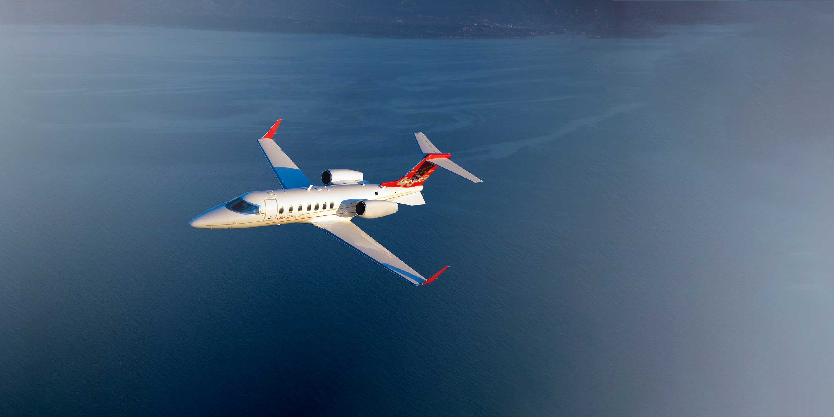 Learjet Wallpapers 2880x1440