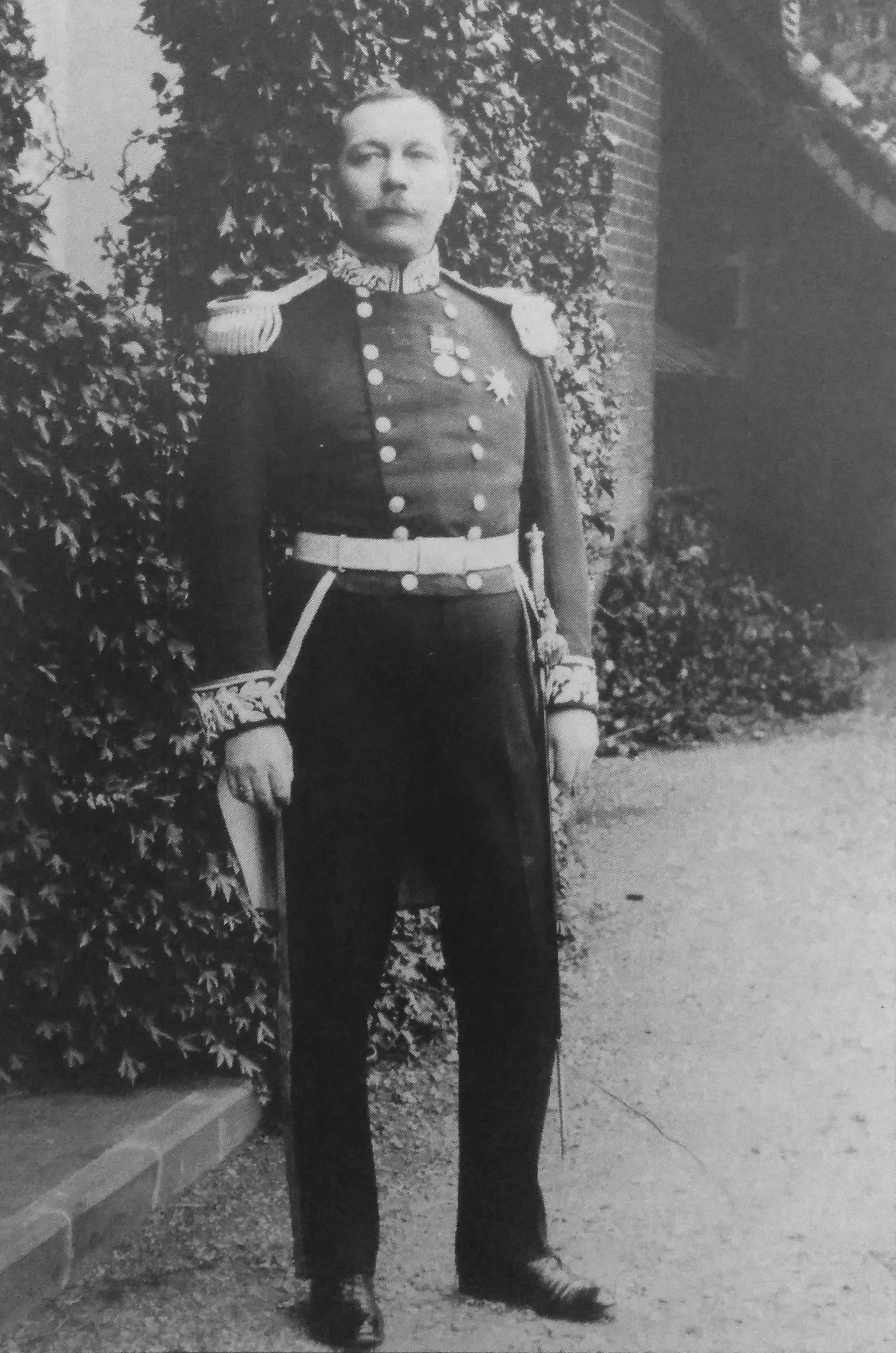 Arthur Conan Doyle, creator of iconic characters, The Arthur Conan Doyle Encyclopedia, 1790x2700 HD Phone