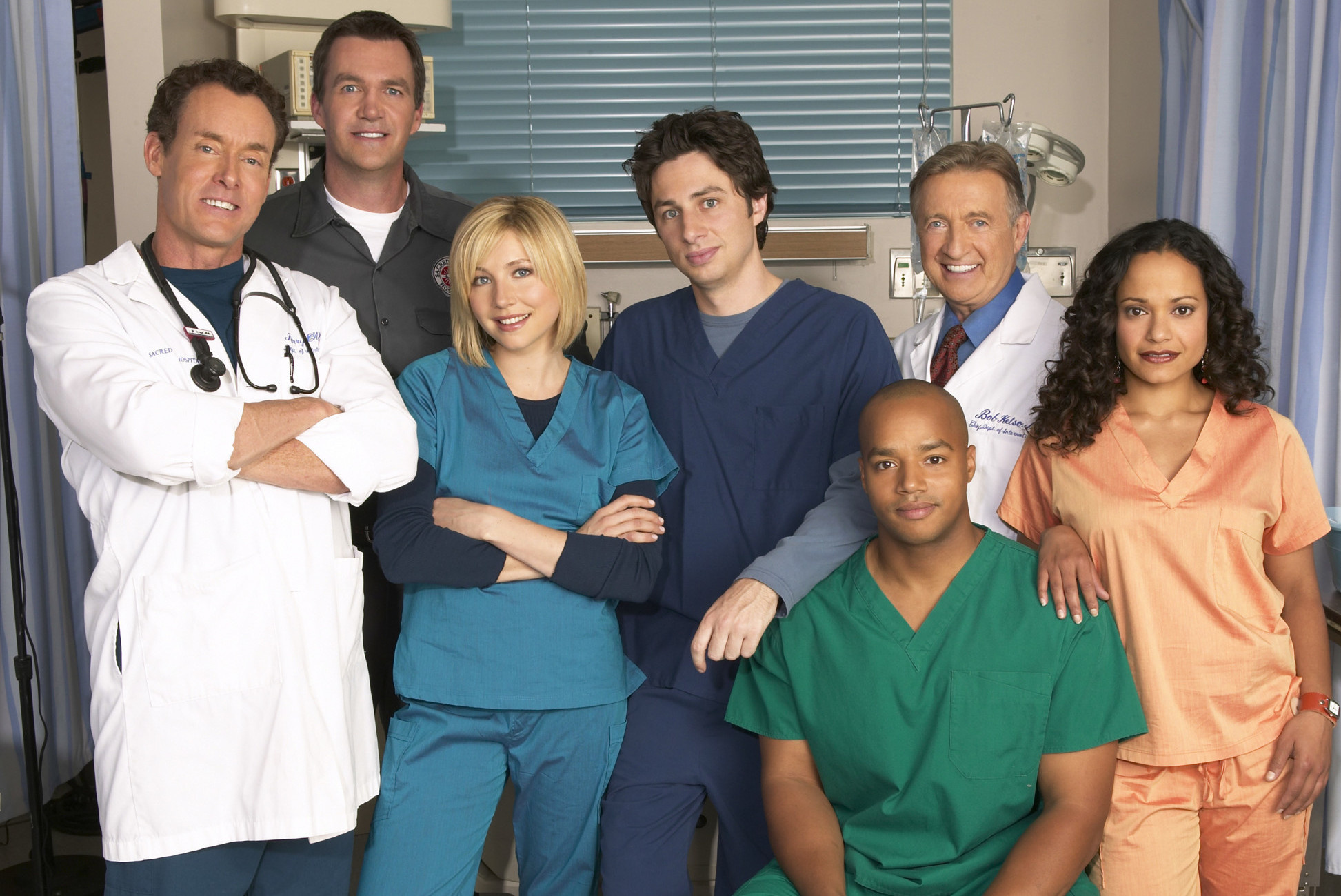 Judy Reyes, Scrubs cast, Study breaks, Behind-the-scenes snapshots, 1950x1300 HD Desktop