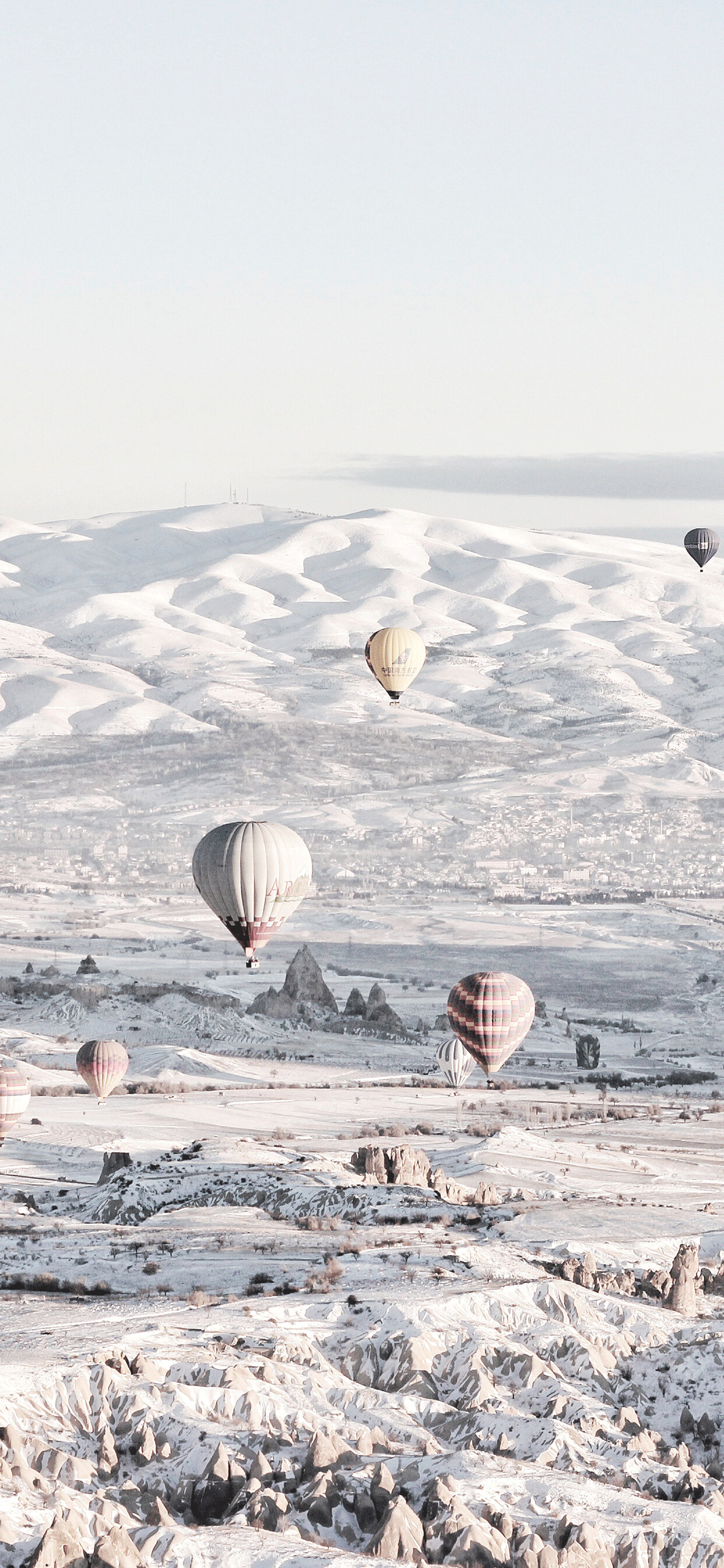 Turkey travels, iPhone 11 Pro Max, Cappadocia balloon, Central Turkey, 1250x2690 HD Phone