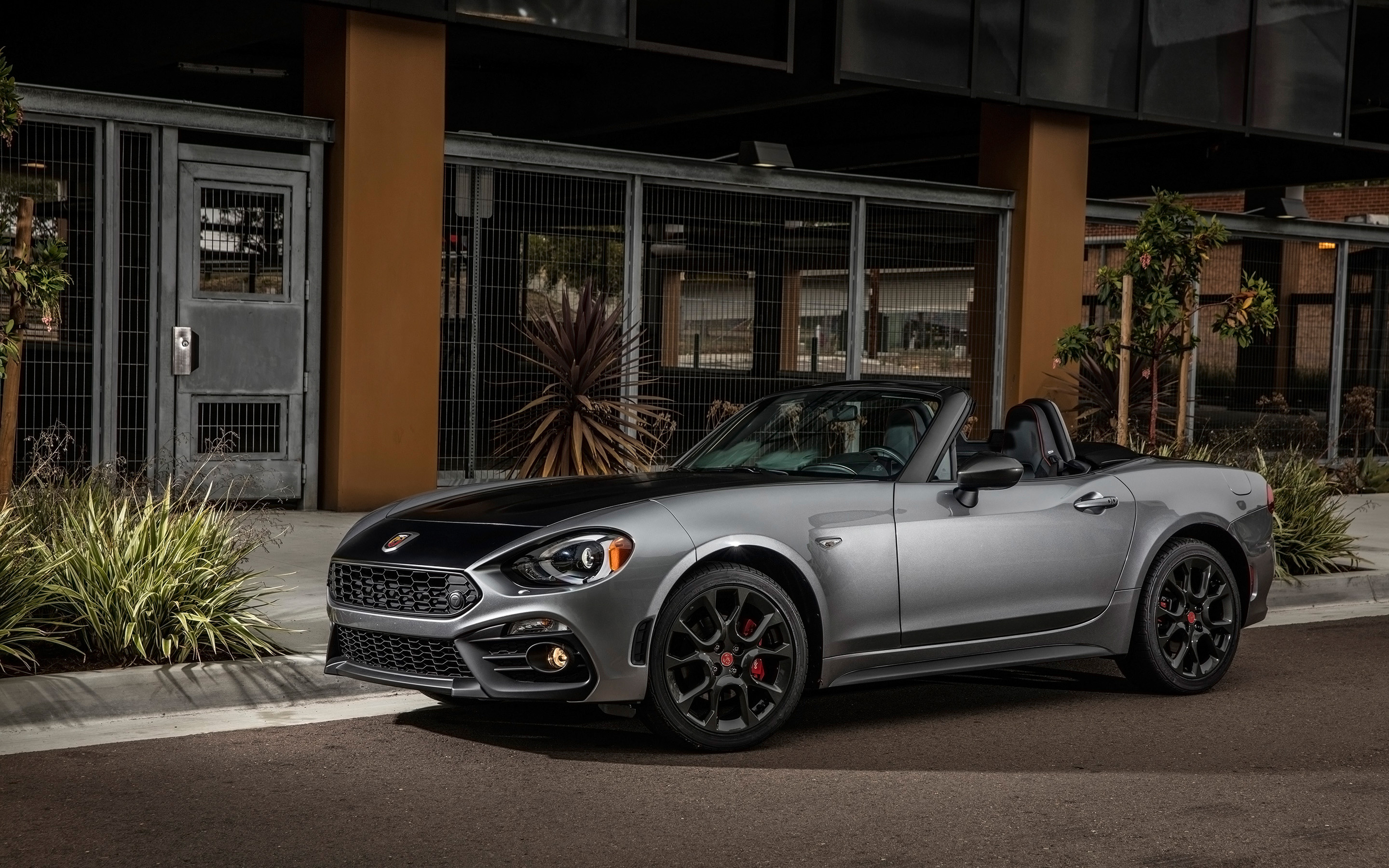 2018 Model, Fiat 124 Spider Wallpaper, 2880x1800 HD Desktop