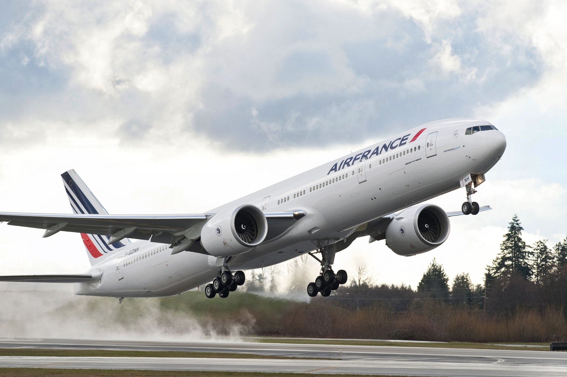 30+ Boeing 777 HD Wallpapers and Backgrounds 1920x1280