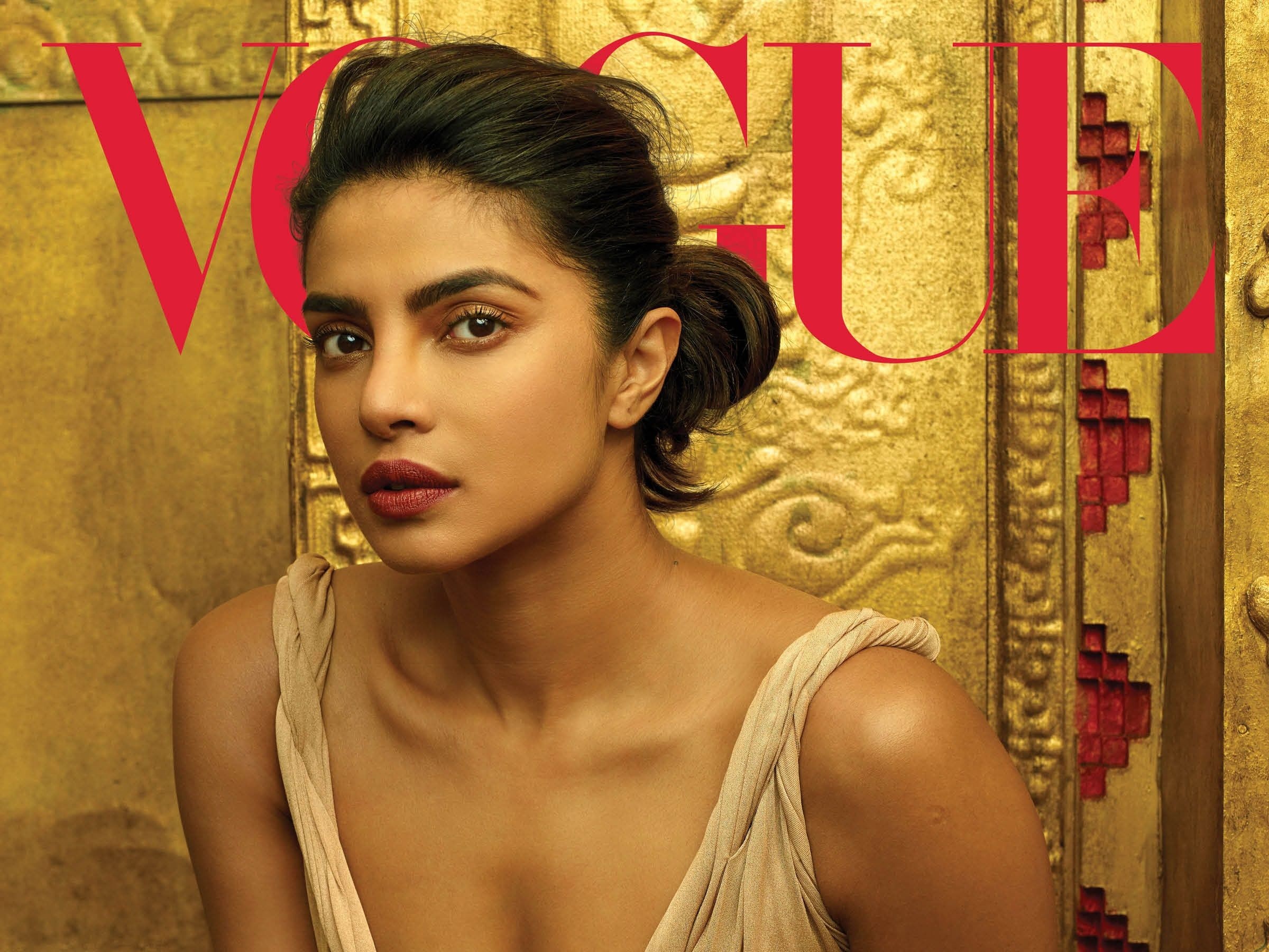 Priyanka Chopra, 2021 wallpapers, Fashion statement, 2400x1800 HD Desktop