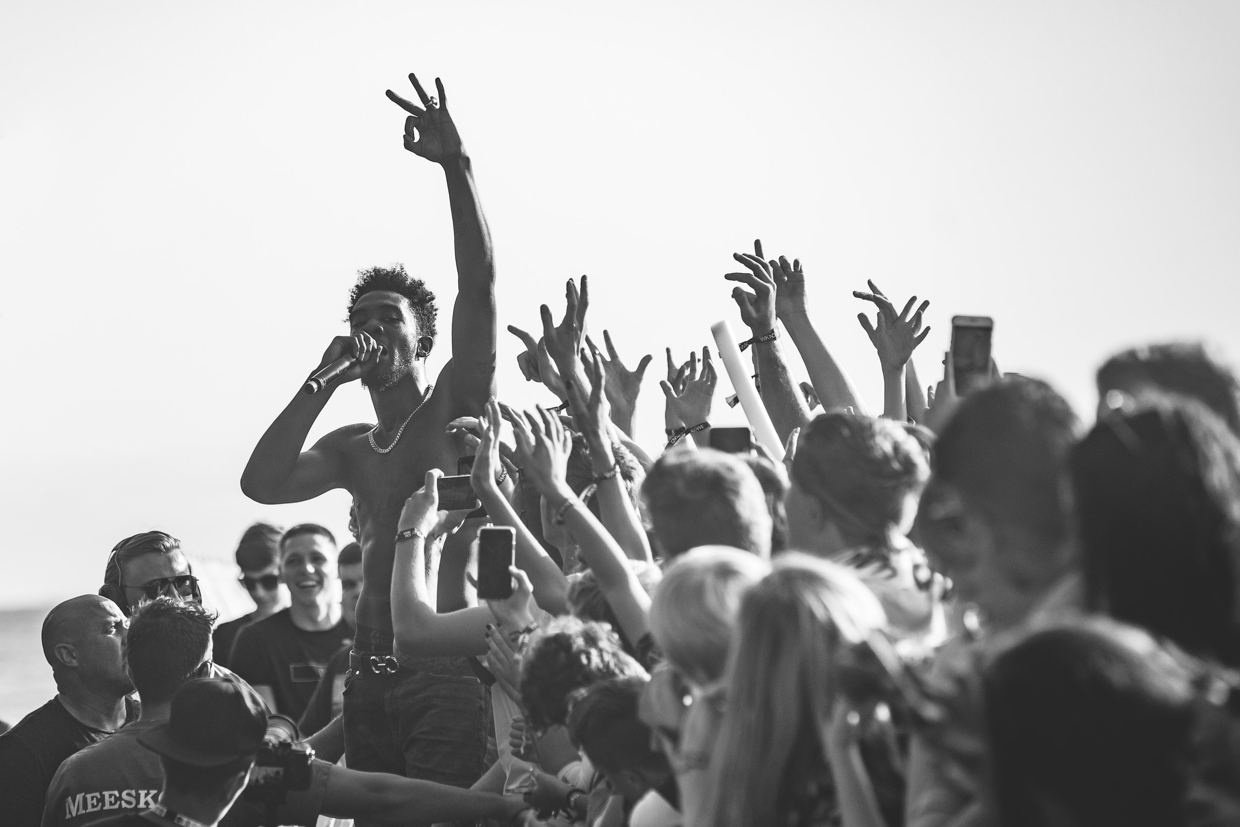 Desiigner, Panda mask, Sarah Peltier's post, Trending music artist, 2500x1670 HD Desktop