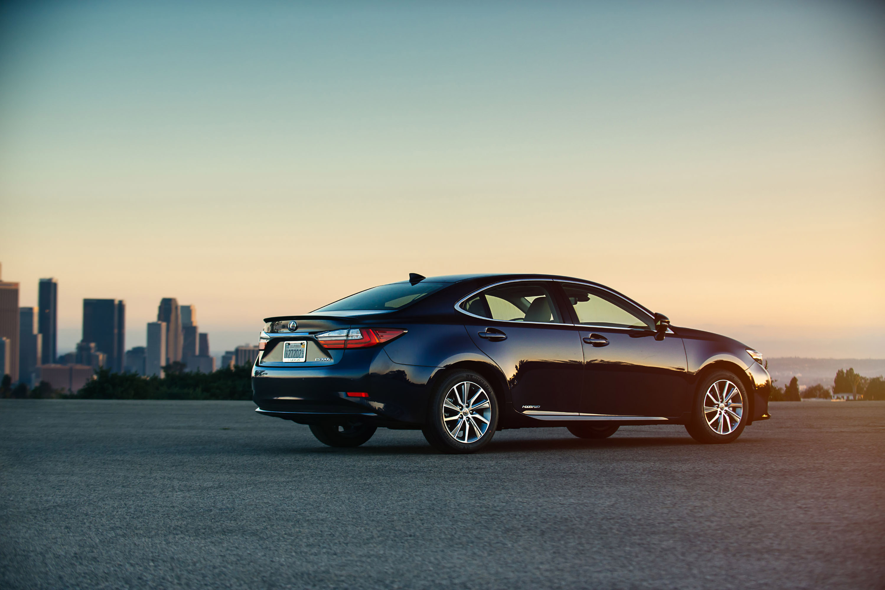 Lexus ES 300h, Year 2016, Hybrid sedan, High-quality picture, 3000x2000 HD Desktop