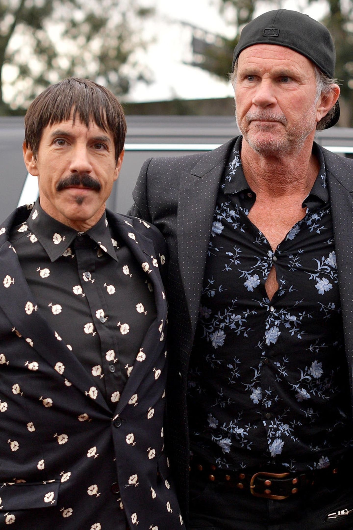 Anthony Kiedis and Chad Smith, Red Hot Chili Peppers Wallpaper, 1440x2160 HD Phone