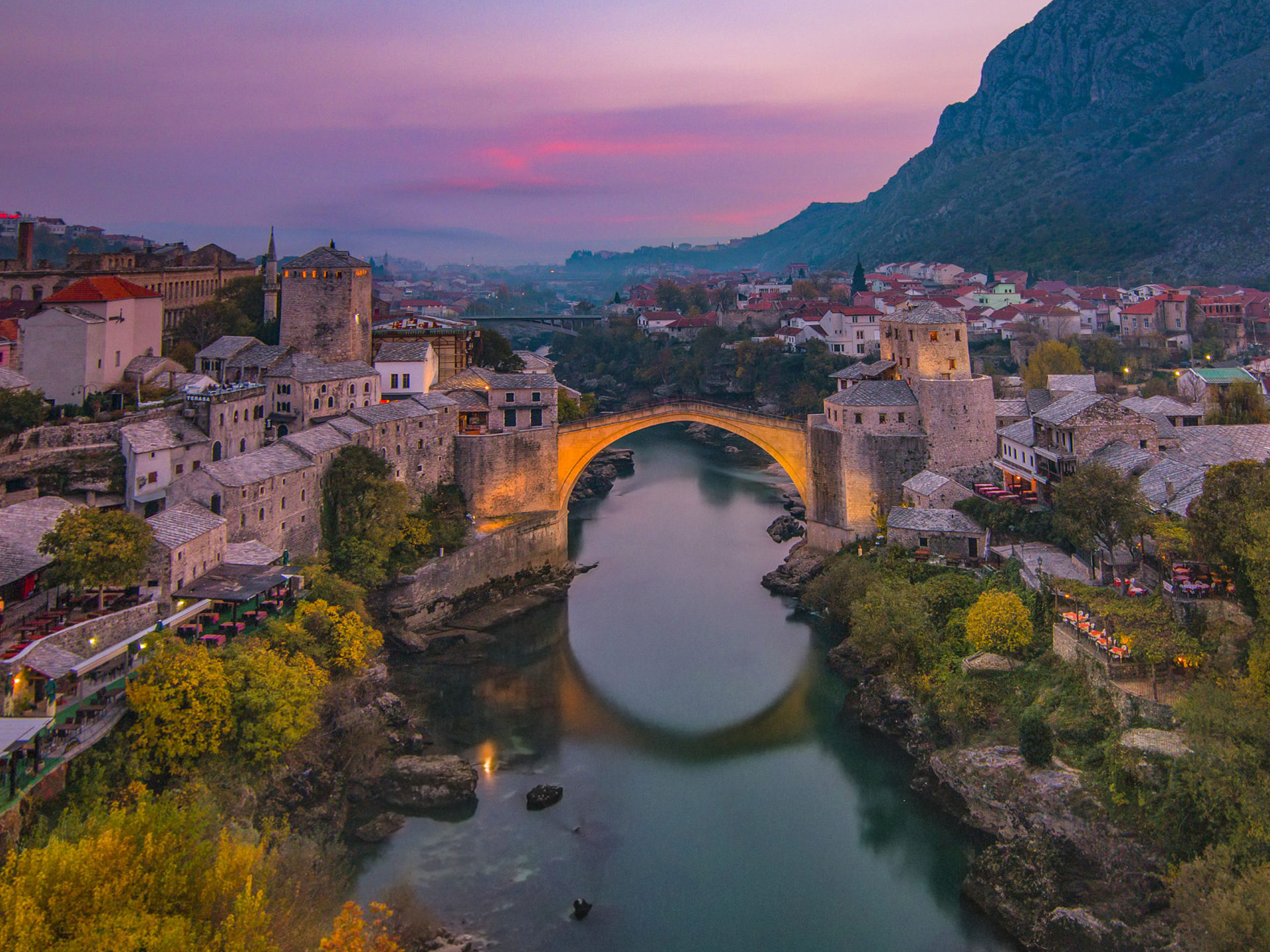 Old Bridge, Mostar, Twilight, Ultra HD, 1920x1440 HD Desktop