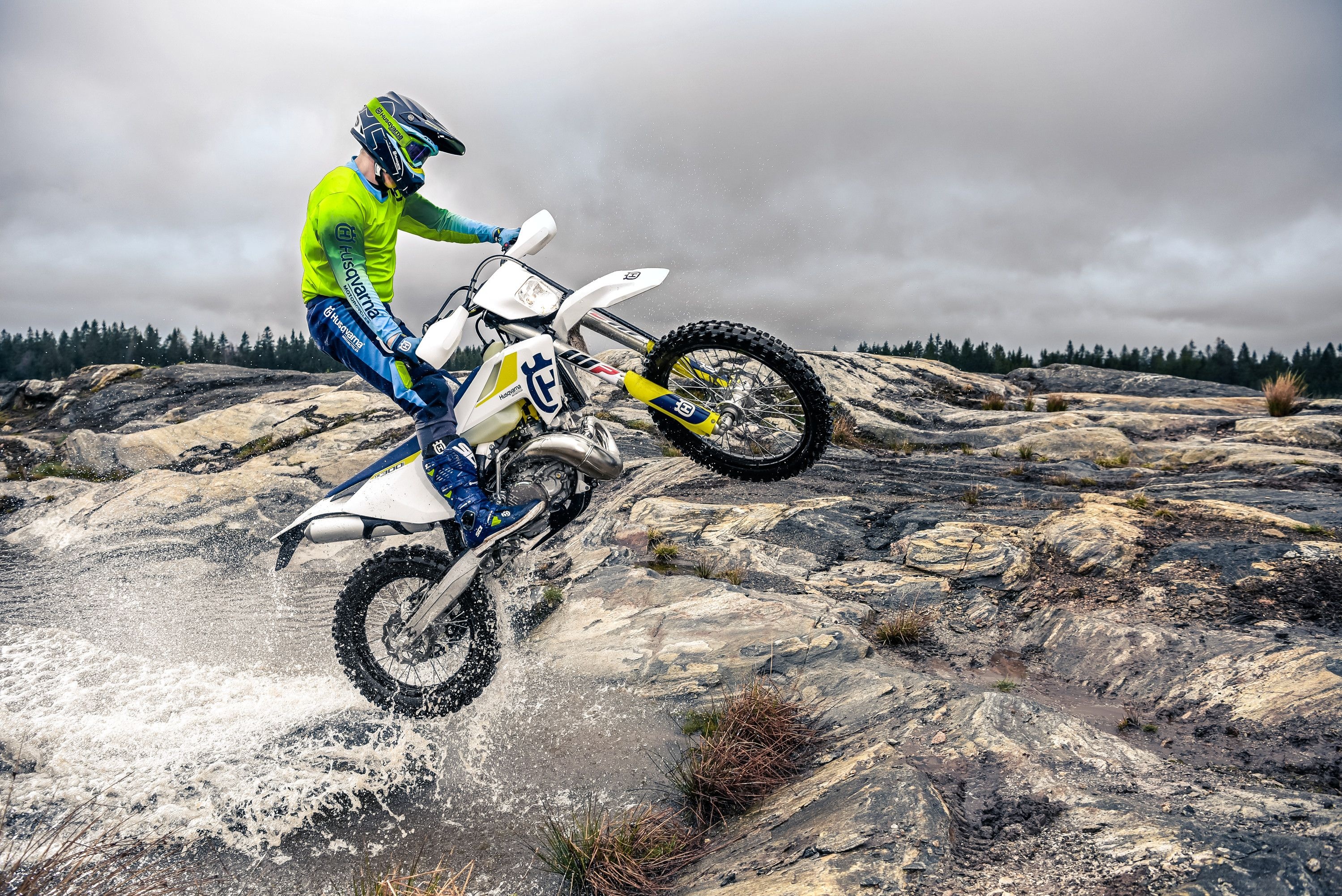 TE 300i Enduro, Husqvarna Bikes Wallpaper, 3000x2010 HD Desktop