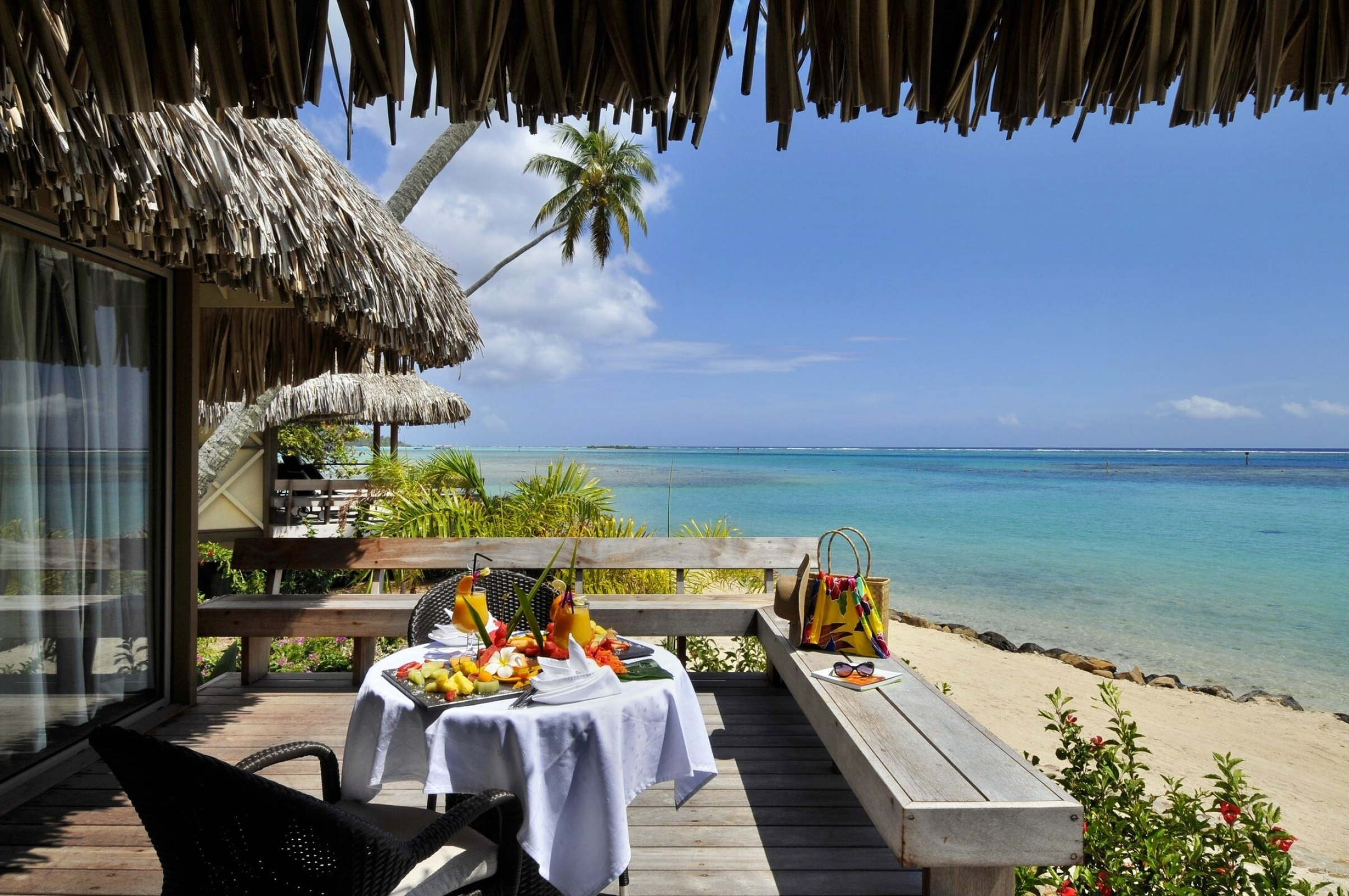 Breakfast at the hotel, Ocean views, Beautiful terrace, Tahiti beaches, 2410x1600 HD Desktop