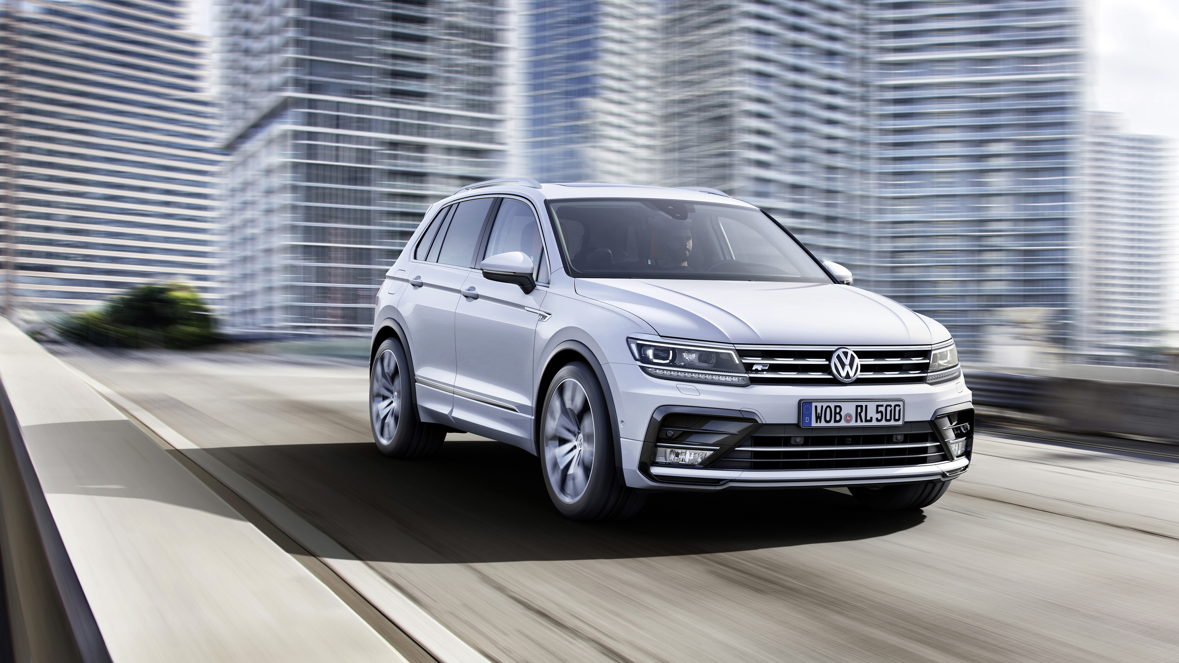 Volkswagen Tiguan, 4K wallpapers, Crossovers, German engineering, 3840x2160 4K Desktop