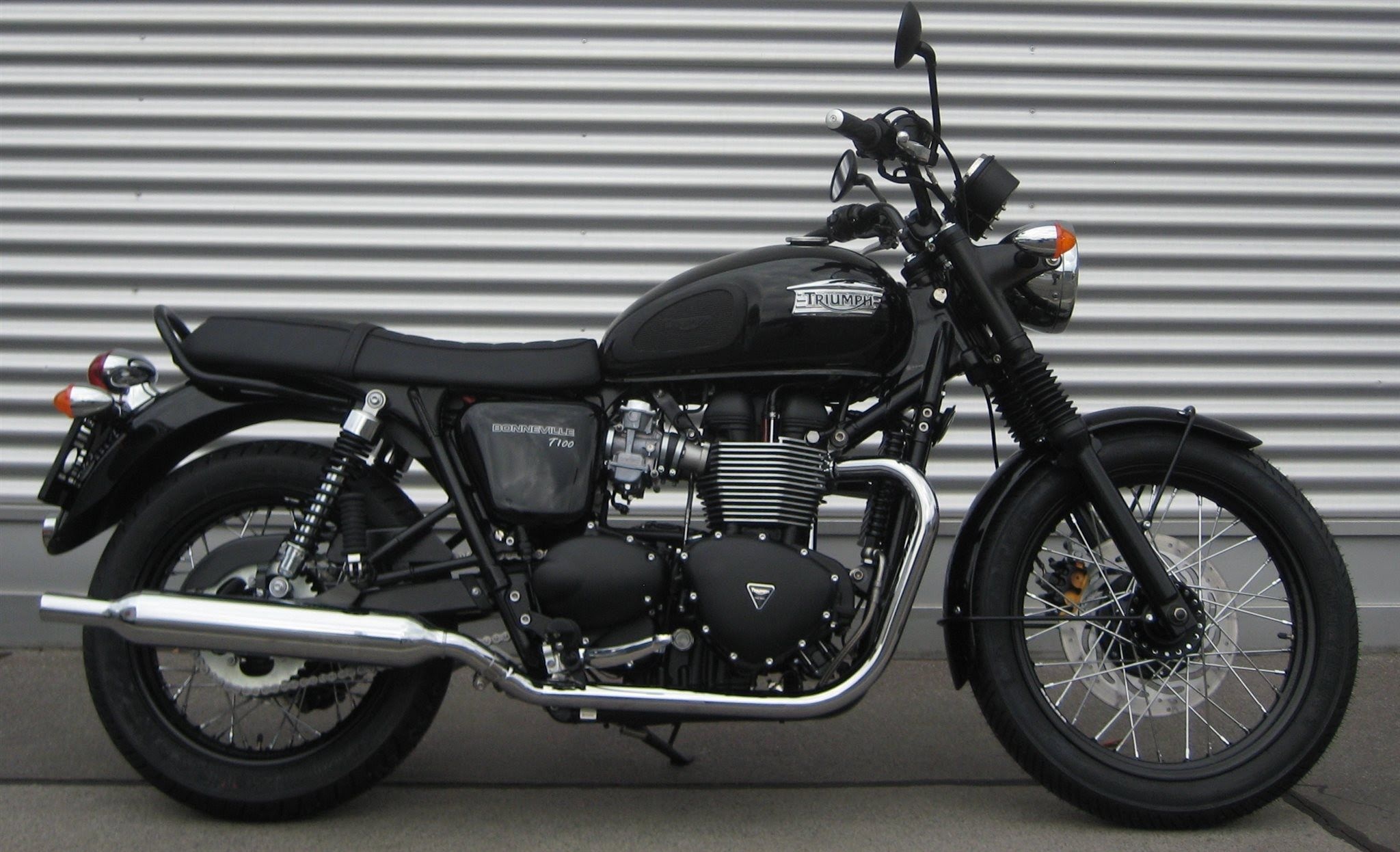 Triumph bonneville 2015 t100 black new arrivals