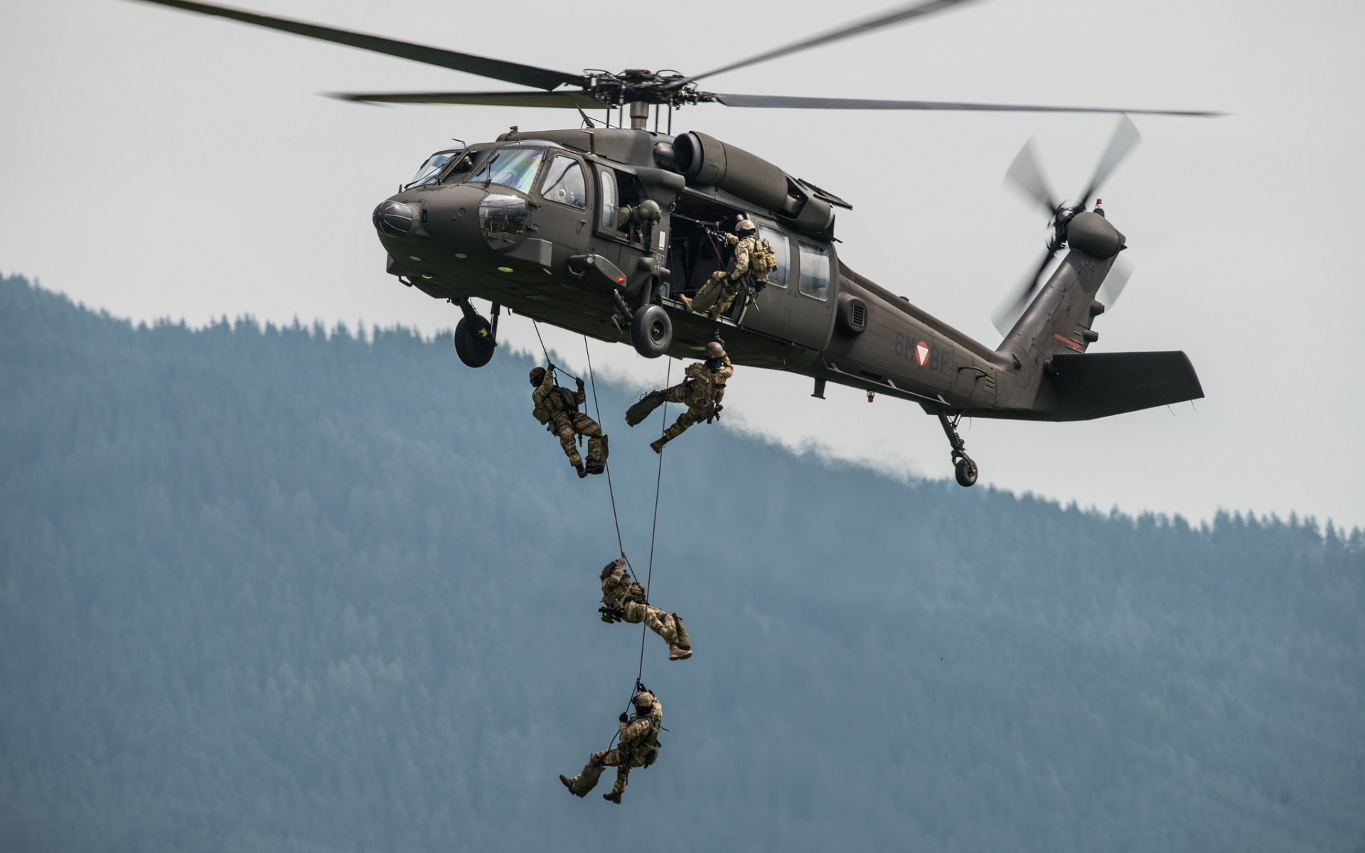 Sikorsky UH-60 Black Hawk, Military helicopter, High definition, Aviation fleet, 1920x1200 HD Desktop