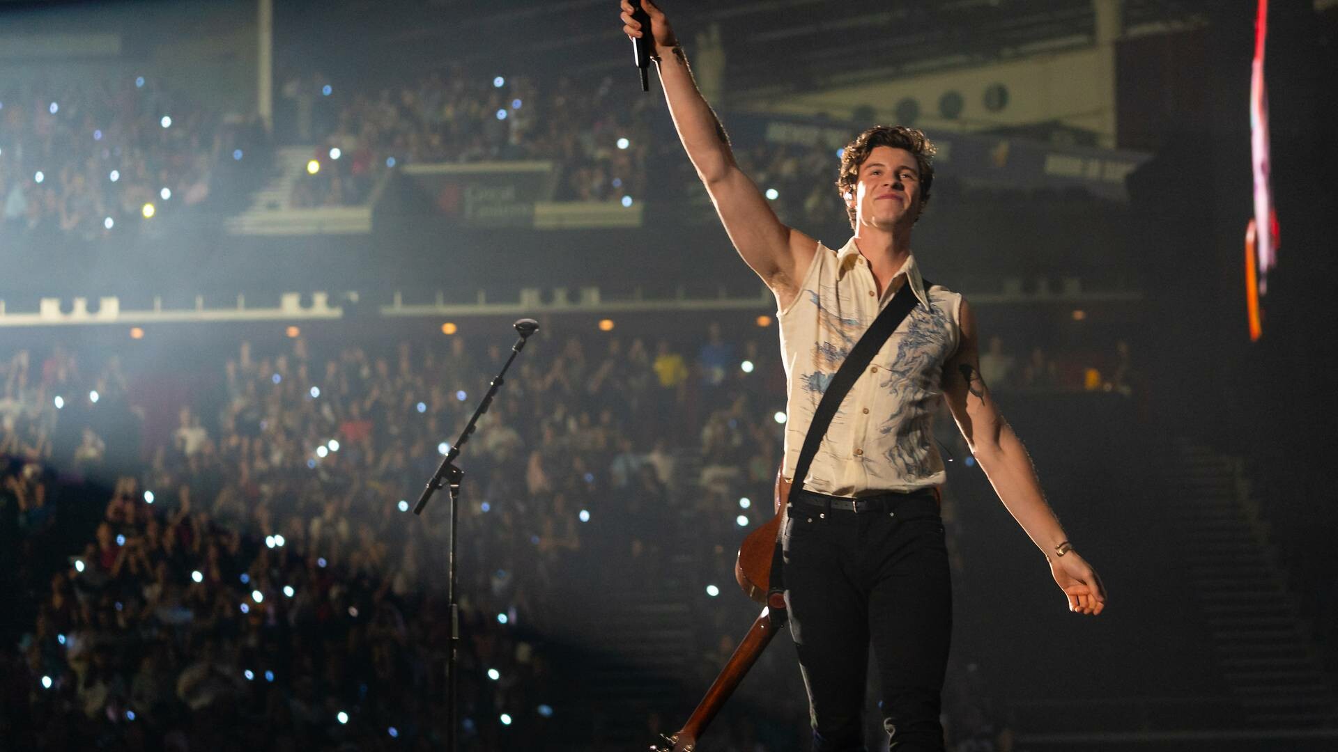 Shawn Mendes, Concert in spore, Celebrity news, Bachelor, 1920x1080 Full HD Desktop