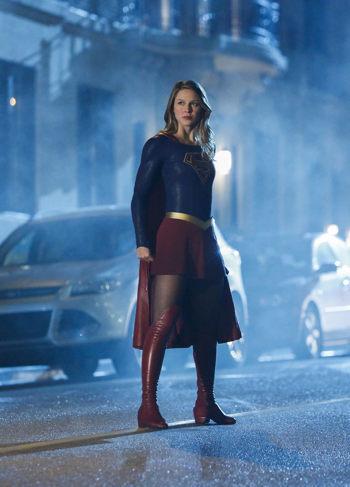 Melissa Benoist as Supergirl, Classic Supergirl costume, Nighttime city street, HD Phone wallpaper