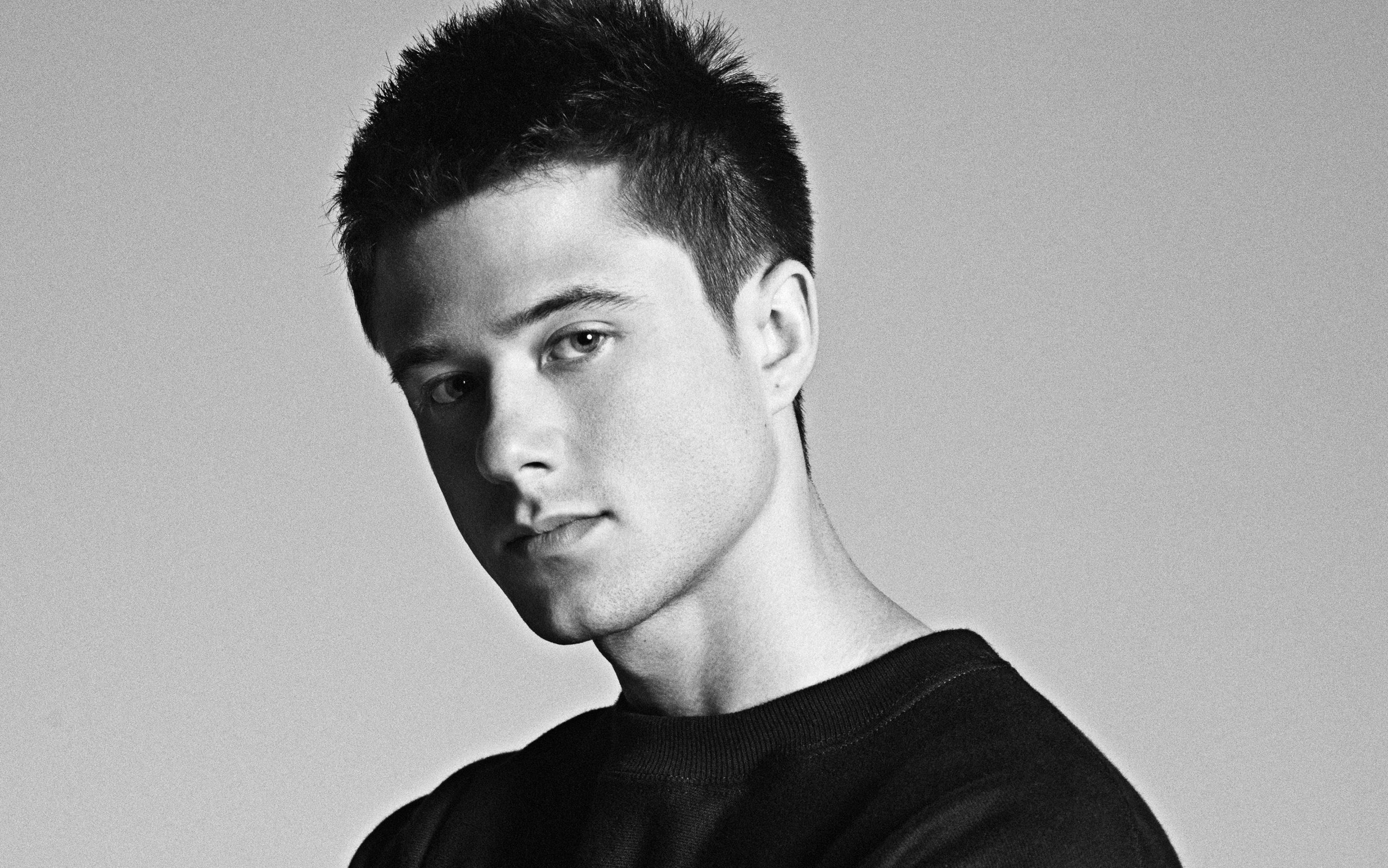 Alec Benjamin, Music artist, Ryan Thompson, Phone wallpaper, 2880x1800 HD Desktop