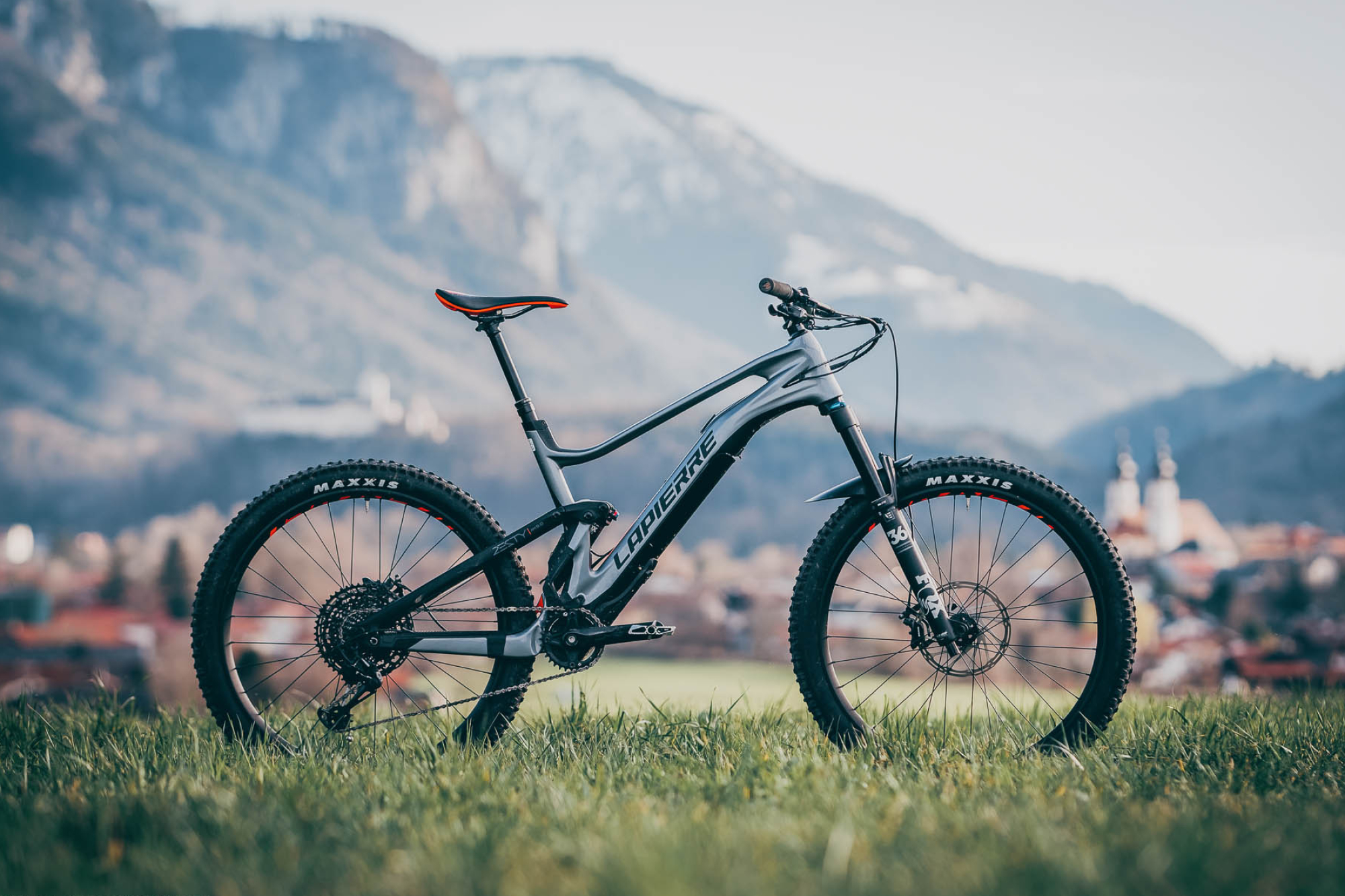 Lapierre Bikes, EZesty AM, Mountainbike review, Electric adventure, 2000x1340 HD Desktop