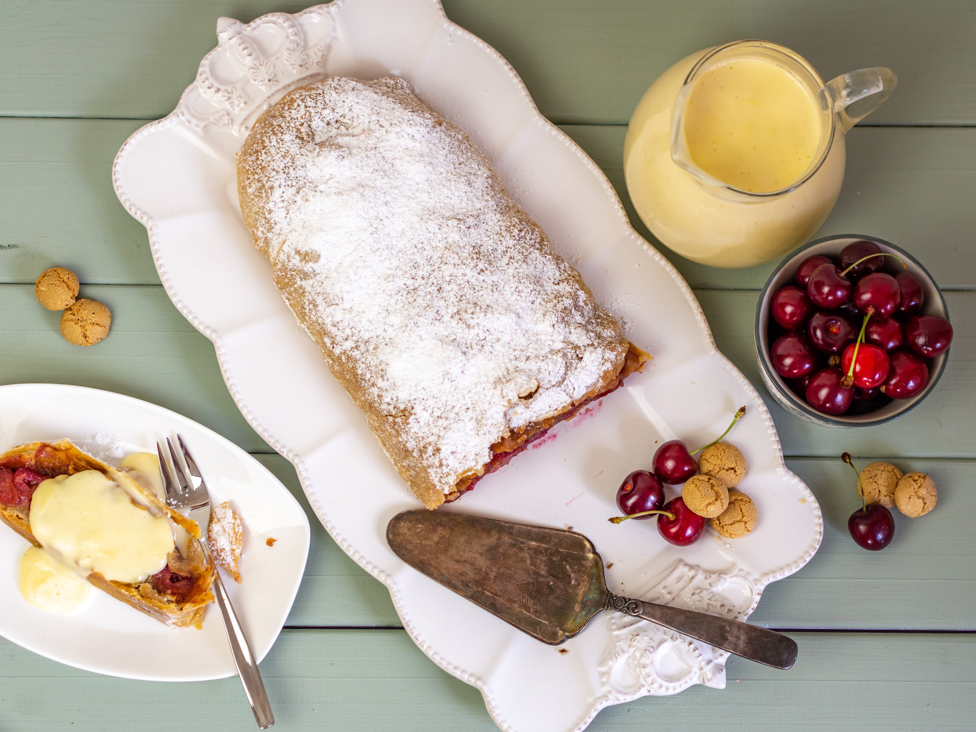 Strudel Food, Kirschstrudel, Vanillesoe, Marzipansoe, 2000x1500 HD Desktop