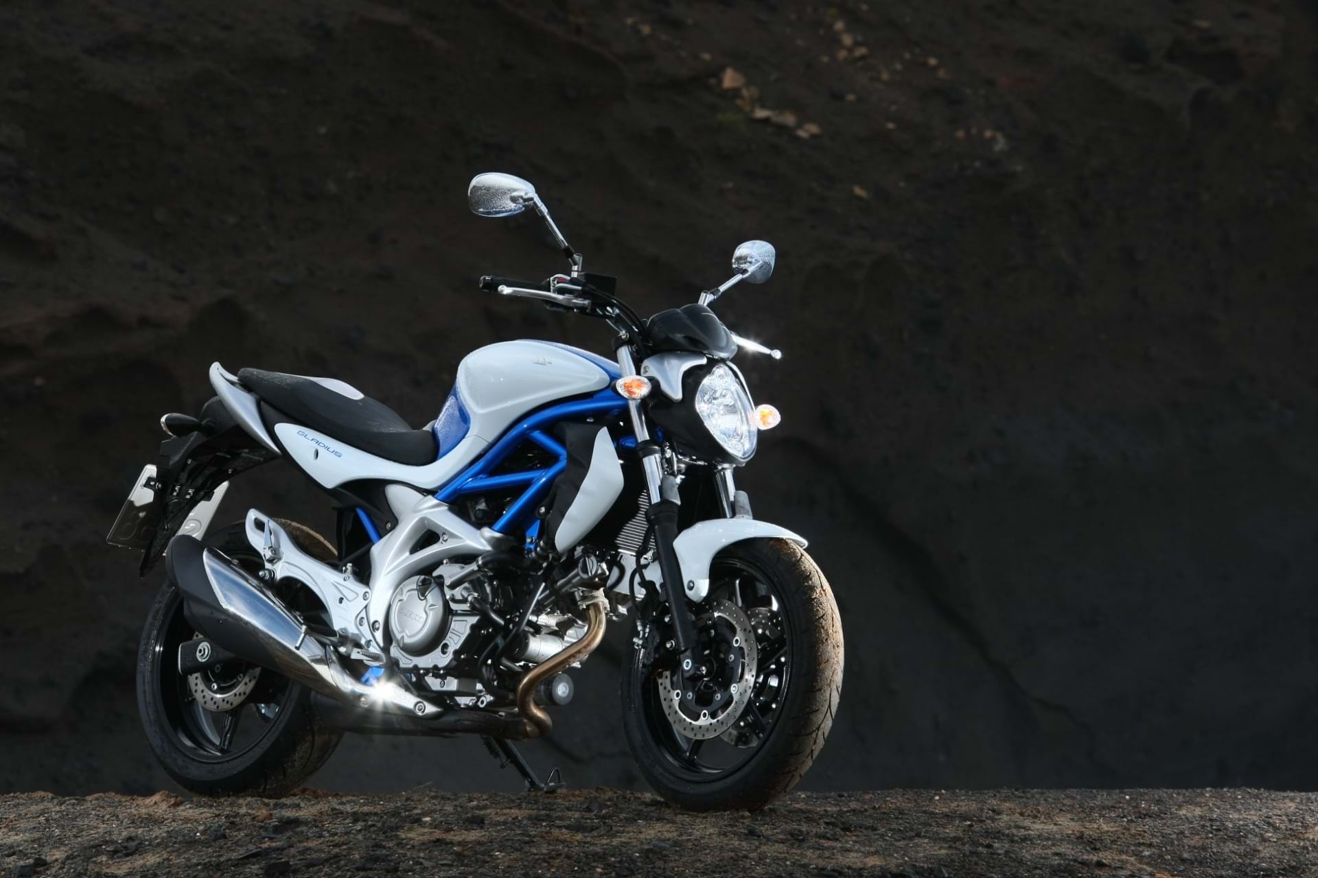 Suzuki SV650, Auto The Story, of the SV650, 1920x1280 HD Desktop