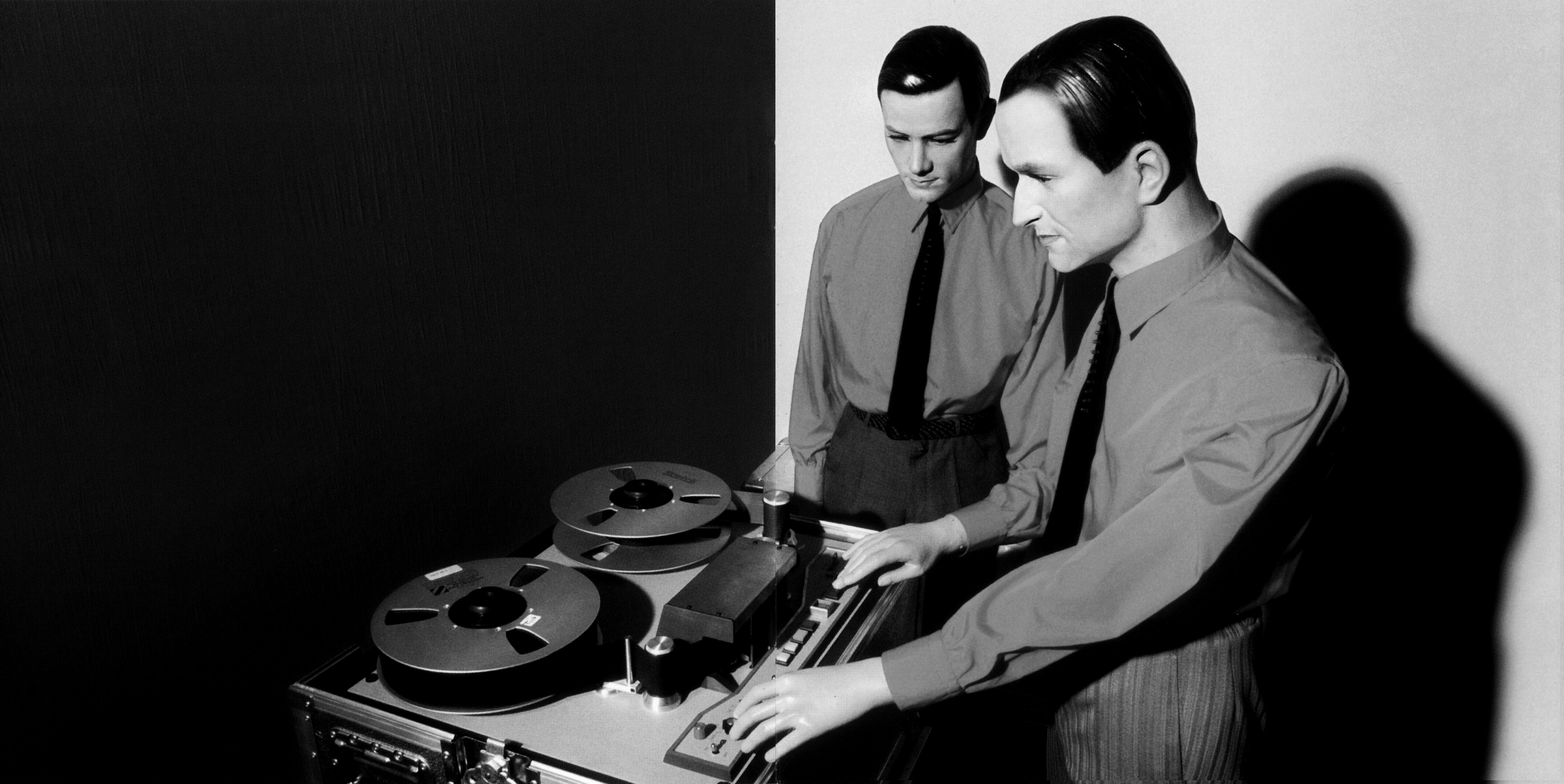 Kraftwerk at Neue Nationalgalerie, The Berlin Agenda event, 3790x1900 HD Desktop