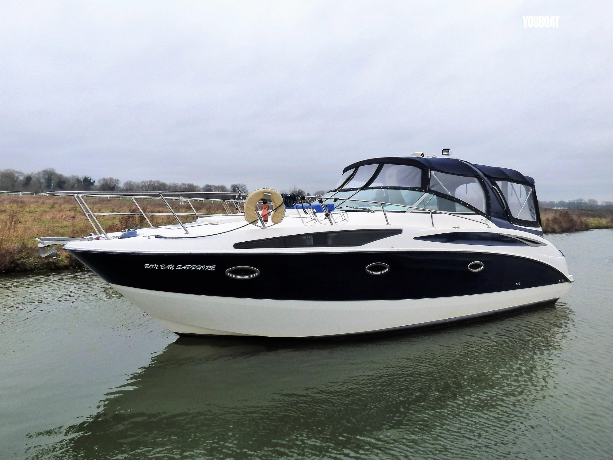 Bayliner 325 cruiser, Motorboat pleasure boat, Windsor United Kingdom, Youboat UK, 2000x1500 HD Desktop