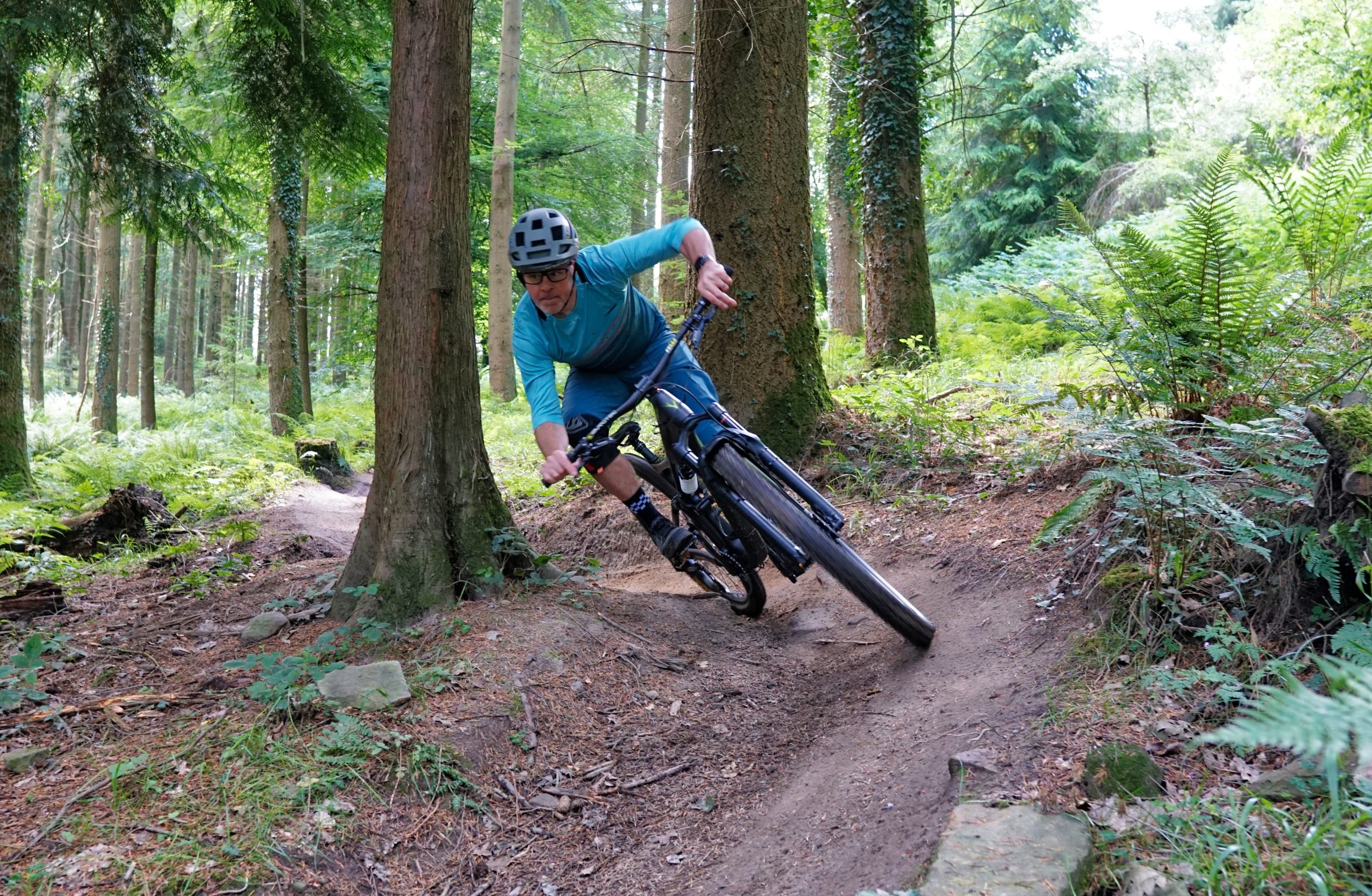 Level 3 enduro valley, E-bike guided rides, 2560x1680 HD Desktop