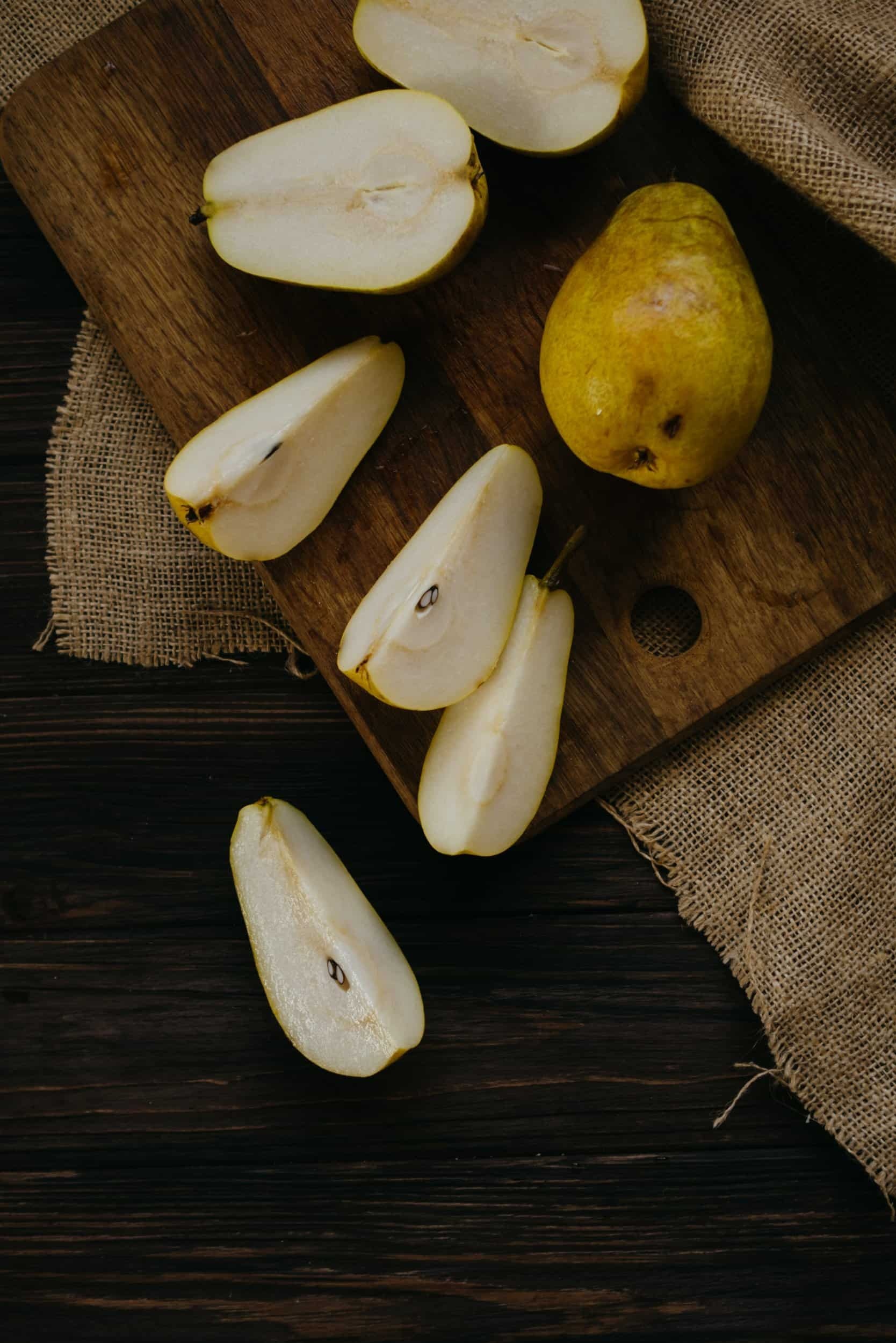 Sliced, Pear Wallpaper, 1670x2500 HD Phone