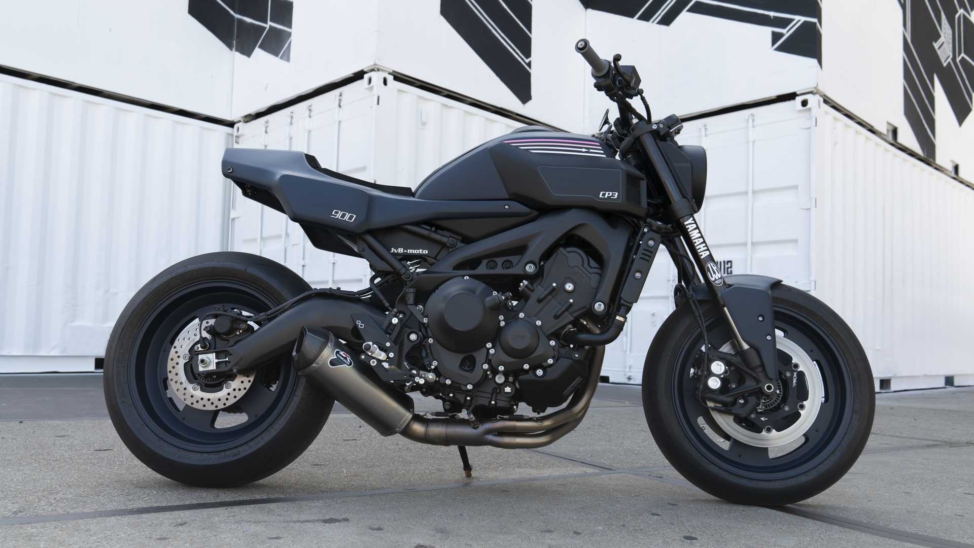 Yamaha XSR900, Custom vision in blue, 1920x1080 Full HD Desktop