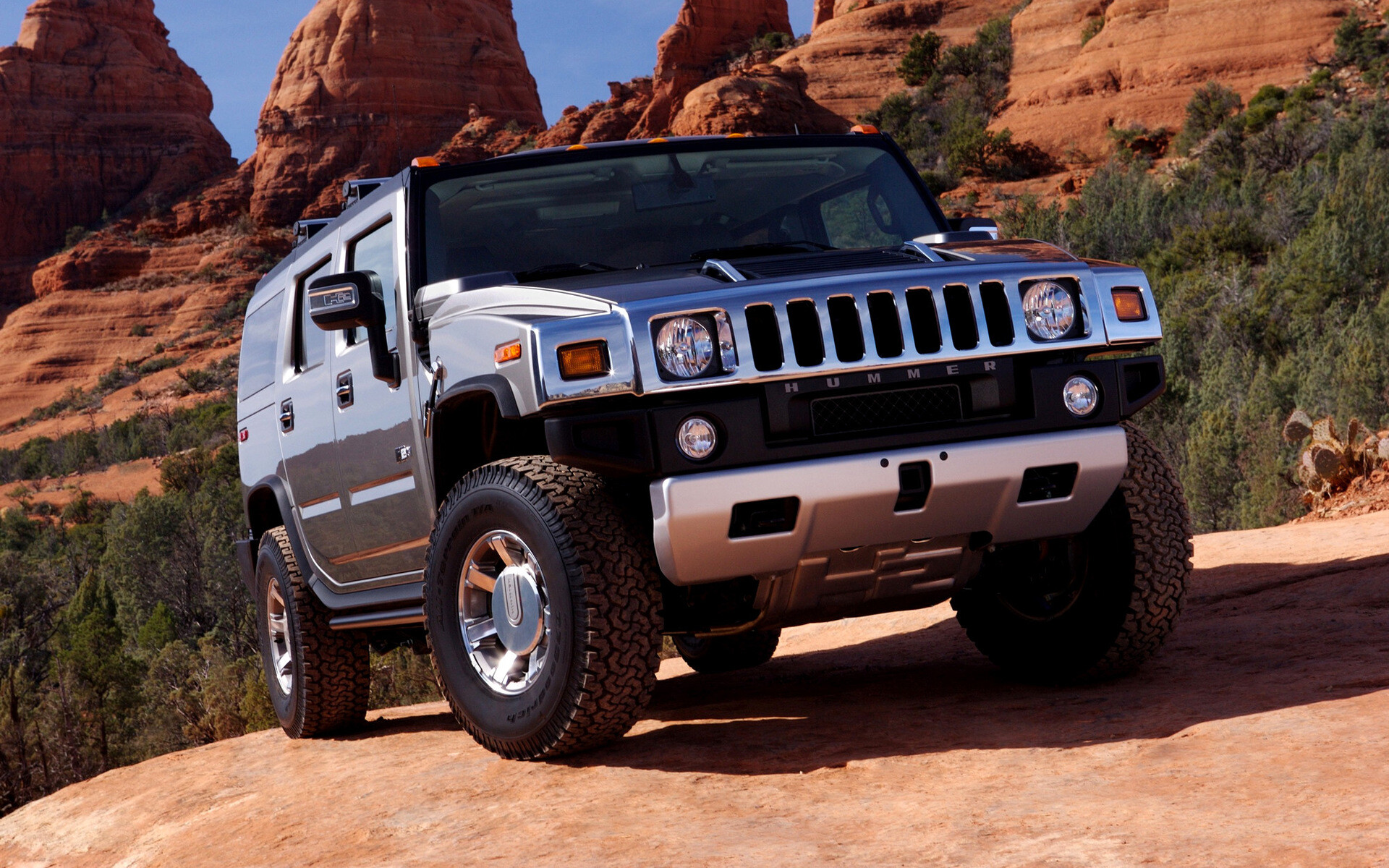 2007 Hummer H2, HD wallpapers, Automotive grandeur, On-road dominance, 1920x1200 HD Desktop