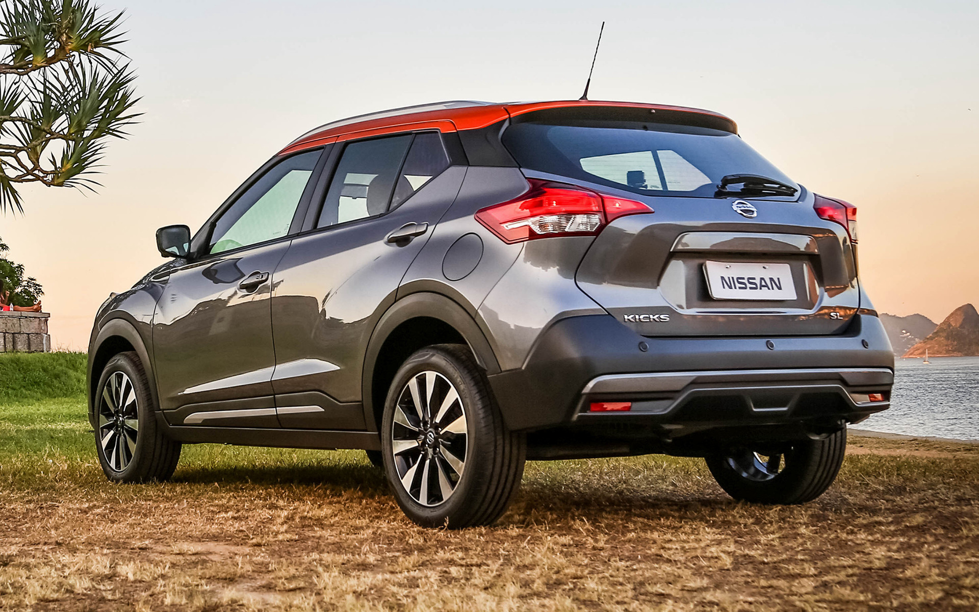 Nissan Kicks, Vehicle wallpapers, Modern design, Compact SUV, 1920x1200 HD Desktop