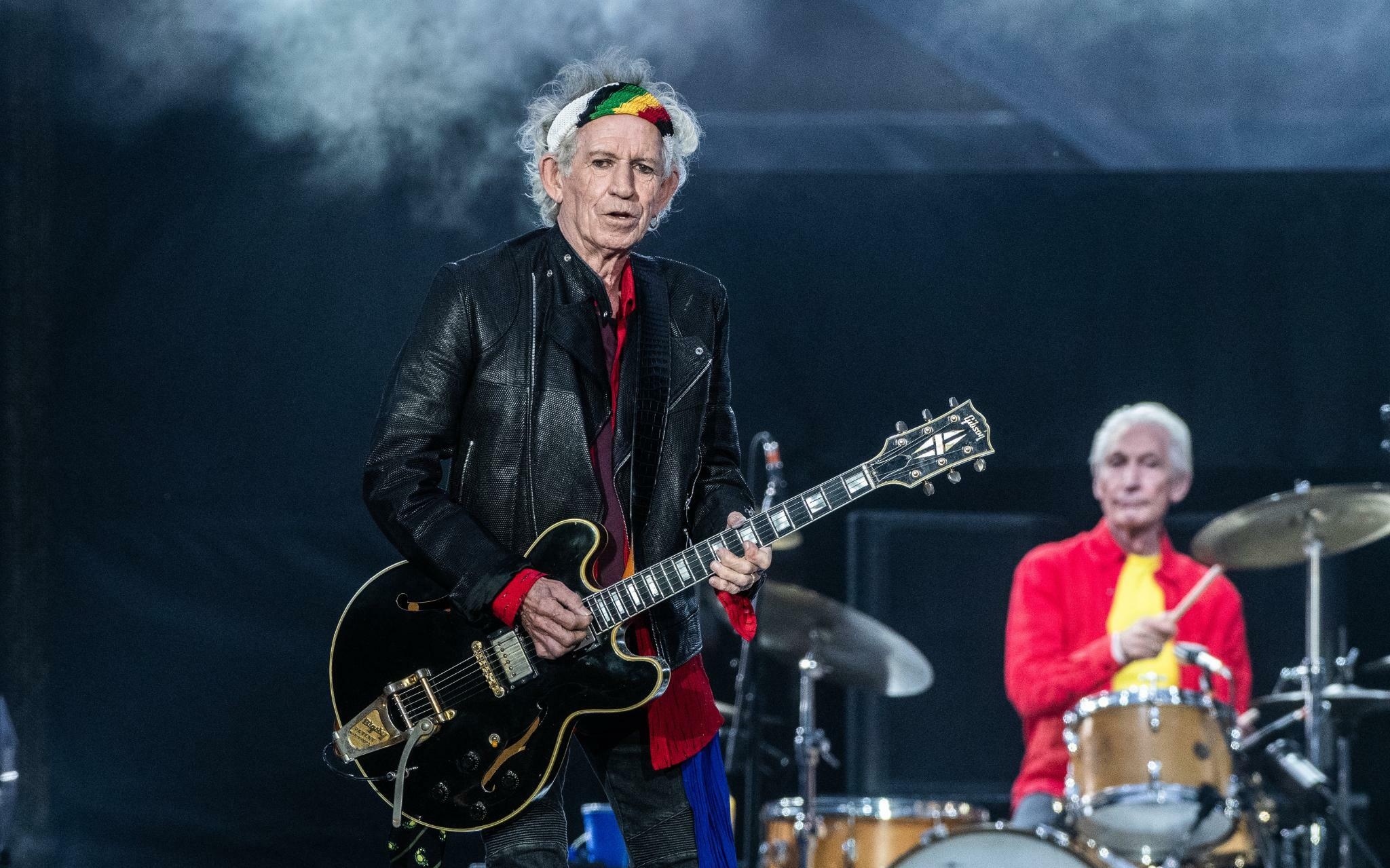 Charlie Watts, Keith Richards Wallpaper, 2050x1280 HD Desktop