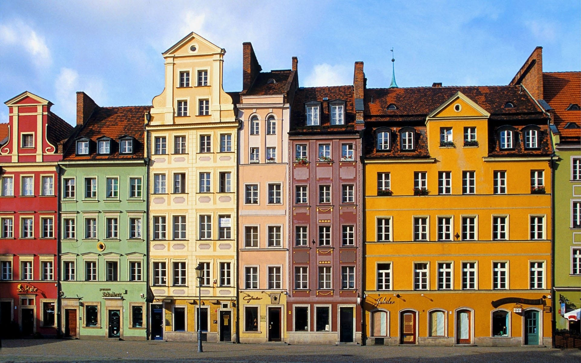 Houses in market square, Poland HD wallpaper, 1920x1200 HD Desktop