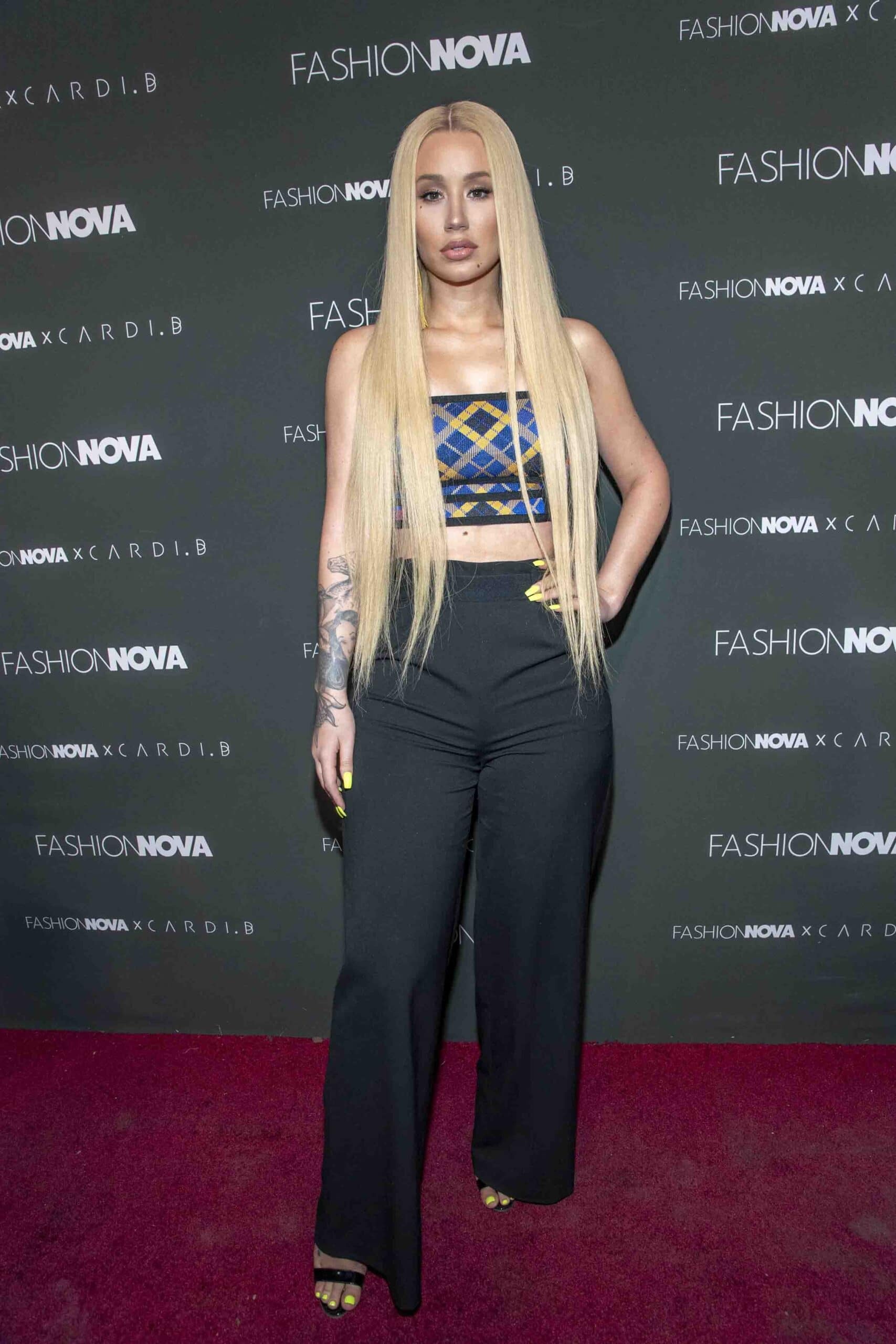 Los Angeles, Iggy Azalea Wallpaper, 1710x2560 HD Phone