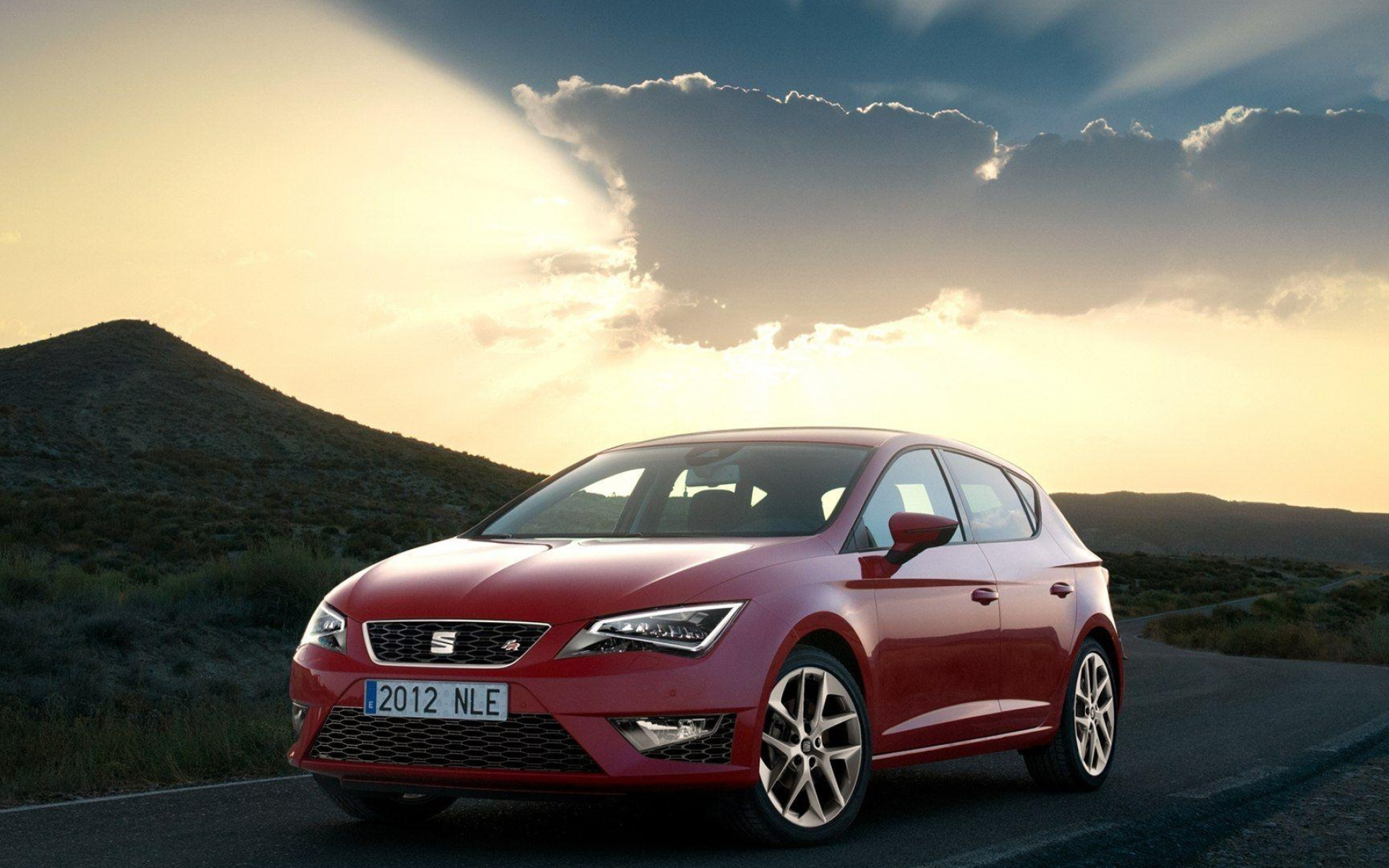 Seat Leon, Sporty performance, Dynamic driving, Sleek design, 1920x1200 HD Desktop