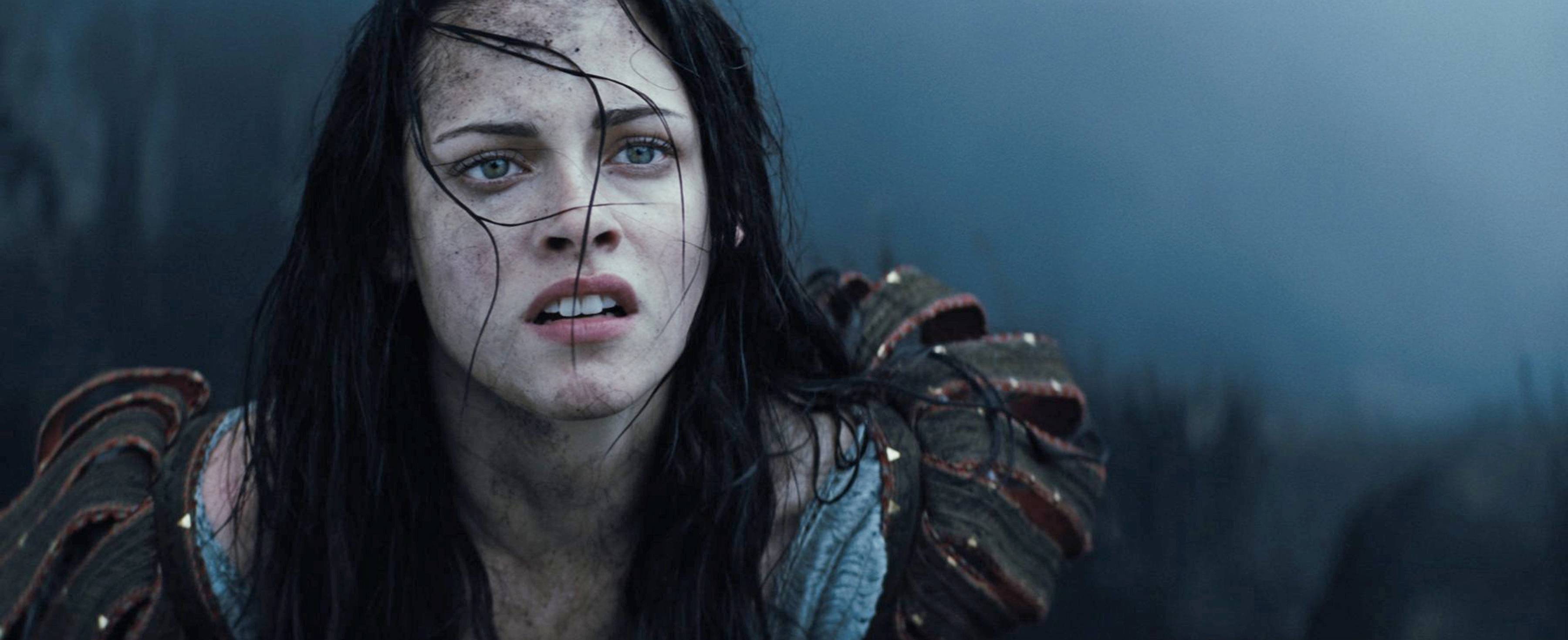 Kristen Stewart, Snow White, French movie poster, Filmbook, 3600x1470 Dual Screen Desktop