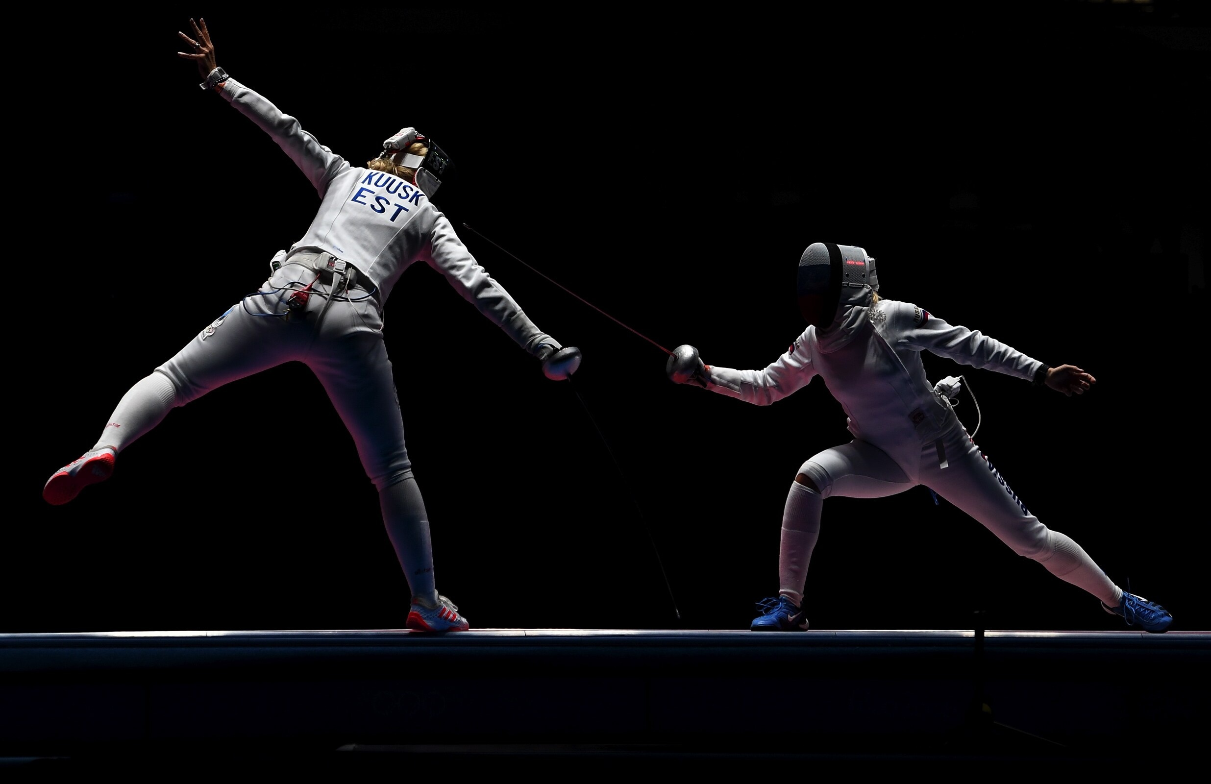 Kristina Kuusk, Fencing Wallpaper, 2480x1600 HD Desktop