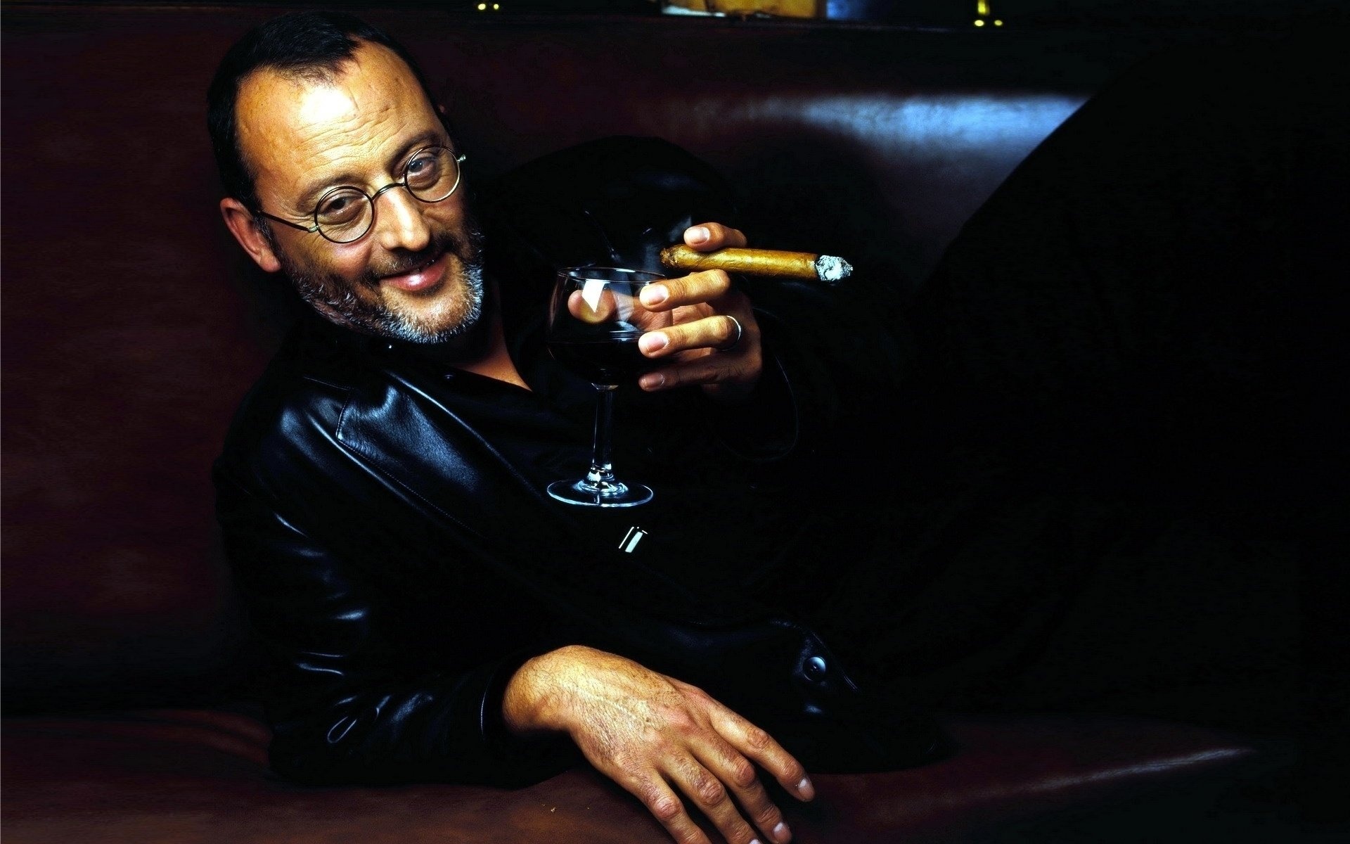 Jean Reno, Wallpaper background image, 1920x1200 HD Desktop