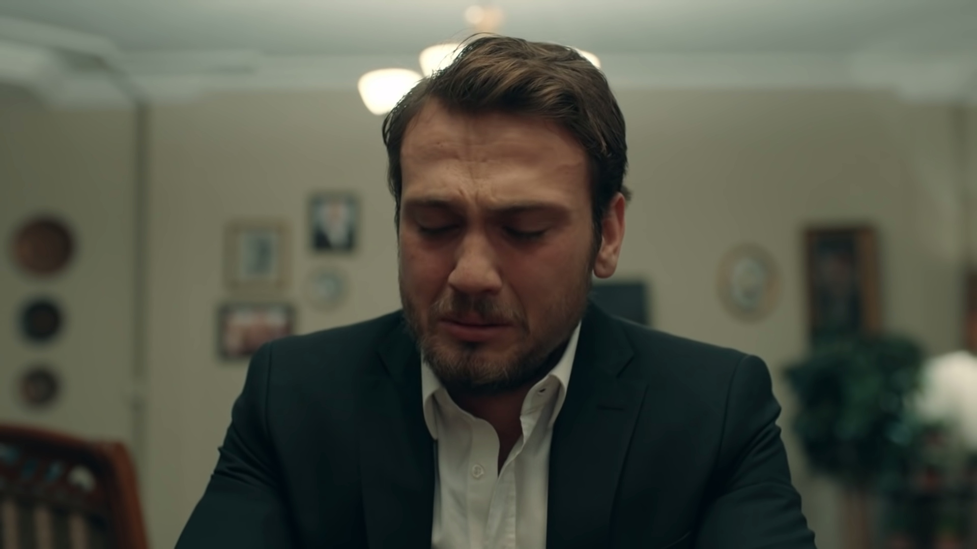 Dizilah's performer, Aras Bulut Iynemli, Turkish series news, Dizilah, 1920x1080 Full HD Desktop