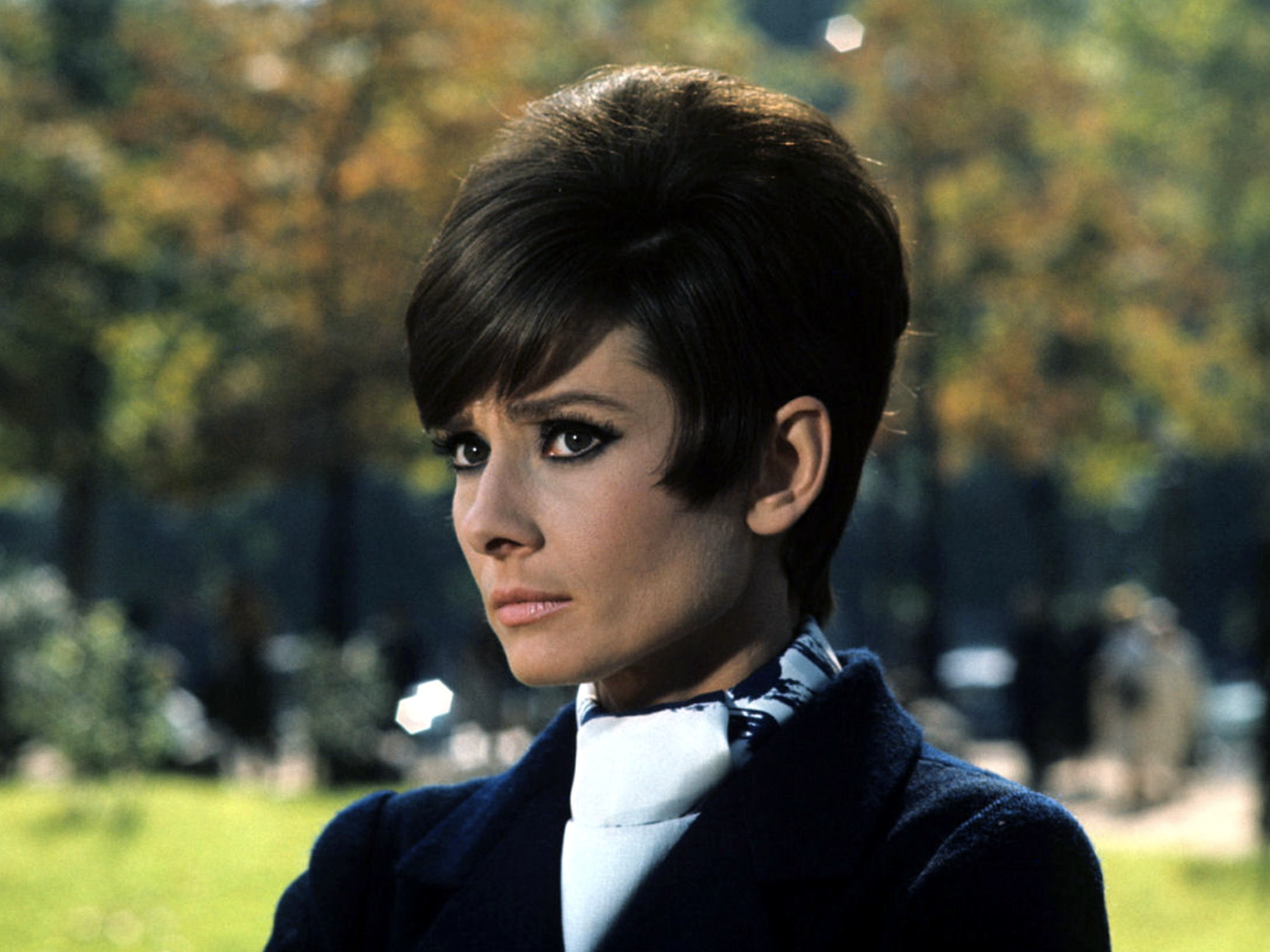Audrey Hepburn, How to Steal a Million, Pictures, Photos, 2050x1540 HD Desktop